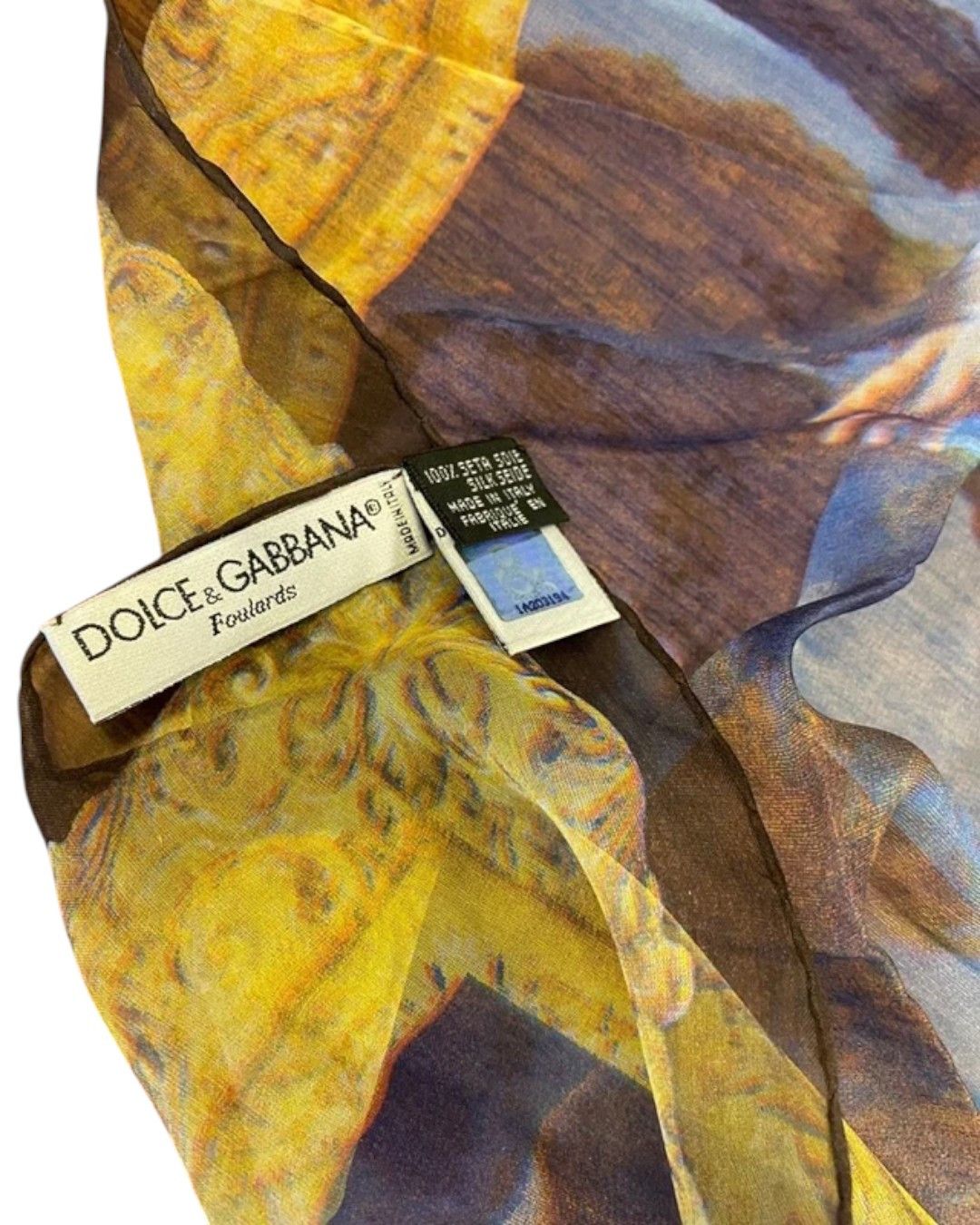 Dolce & Gabbana RARE PRINTED CUPIDS SILK SCARF Size ONE SIZE - 3 Thumbnail