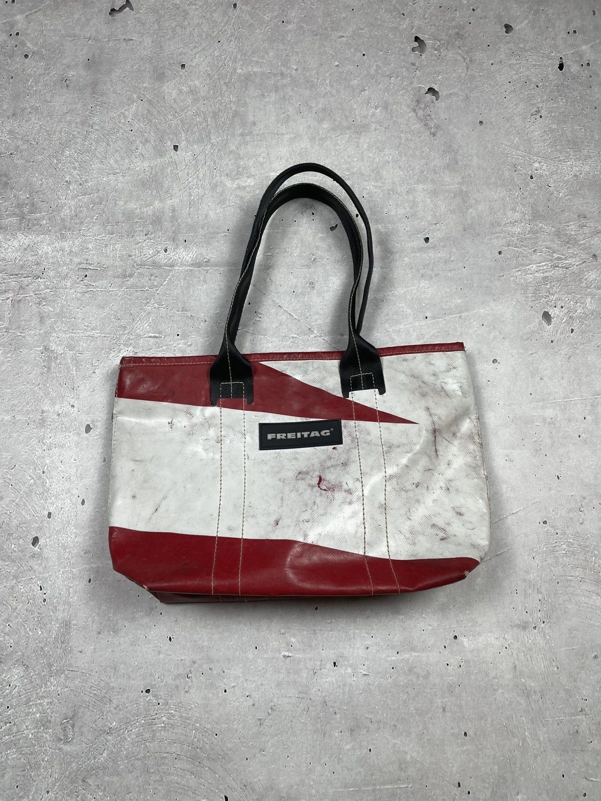 【美品】FREITAG REFERENCE R506 HUTCHINS Handbag Freitag White in Plastic - 26877477