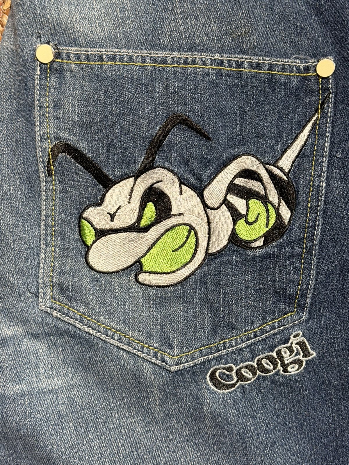Coogi Coogi Embroidered Bug Denim Jeans – Y2K Streetwear – Rare Size US 36 / EU 52 - 6 Thumbnail