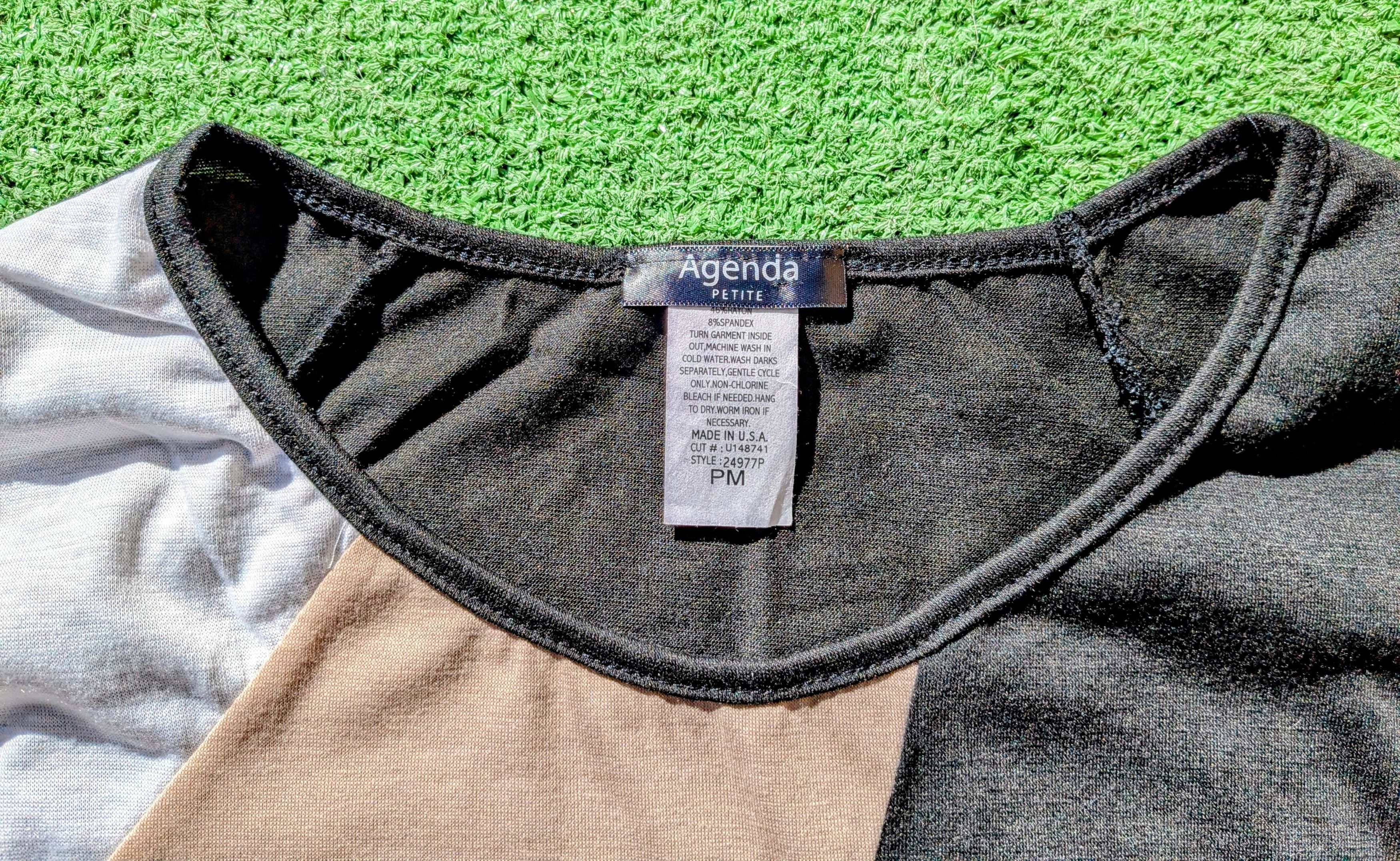 Designer Agenda Petite Tricolor 3/4 Sleeve USA Made Pullover Top EUC Size S / US 4 / IT 40 - 5 Thumbnail