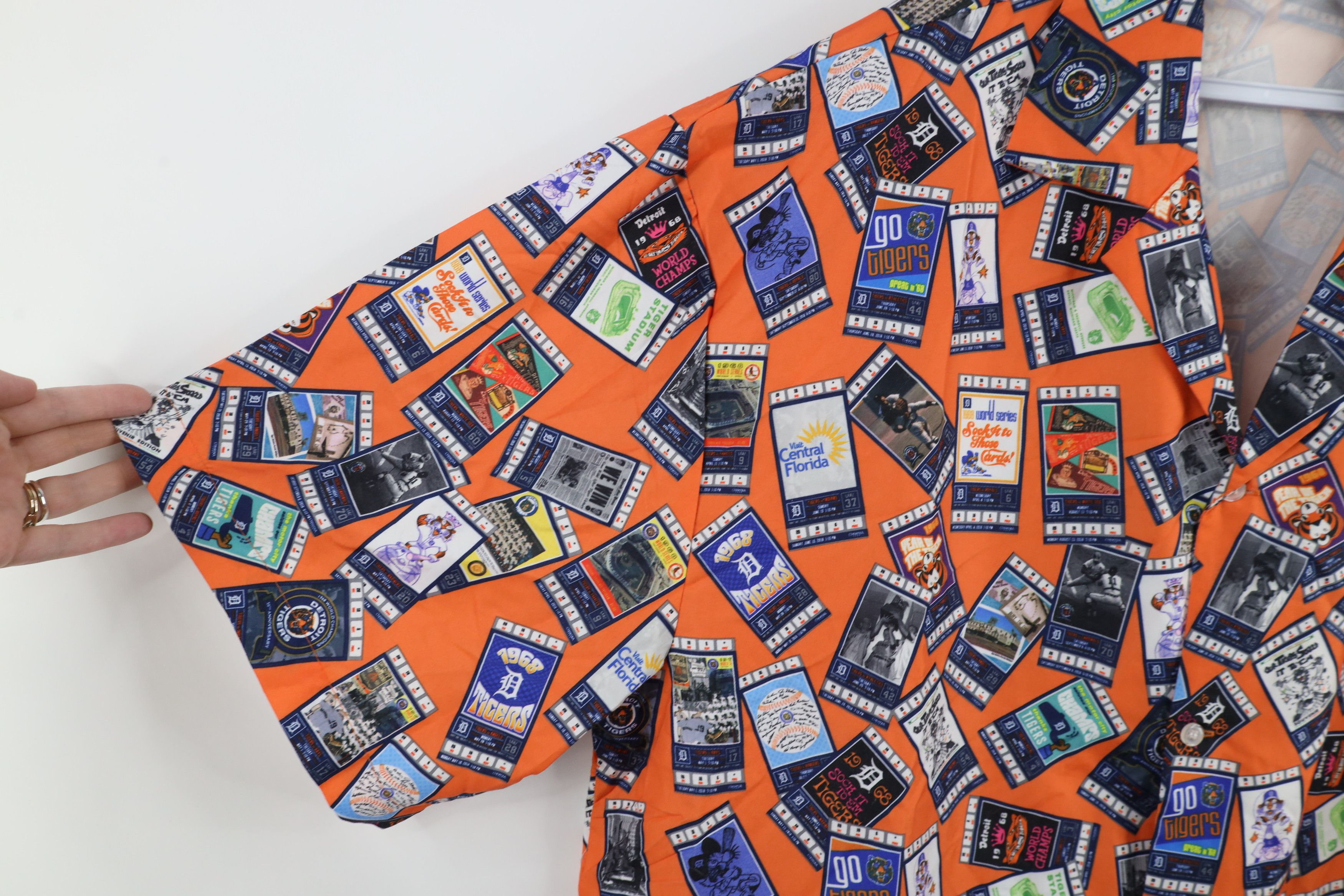 Vintage Vintage Print Detroit Tigers Baseball Hawaiian Button Shirt Size US XXL / EU 58 / 5 - 4 Thumbnail