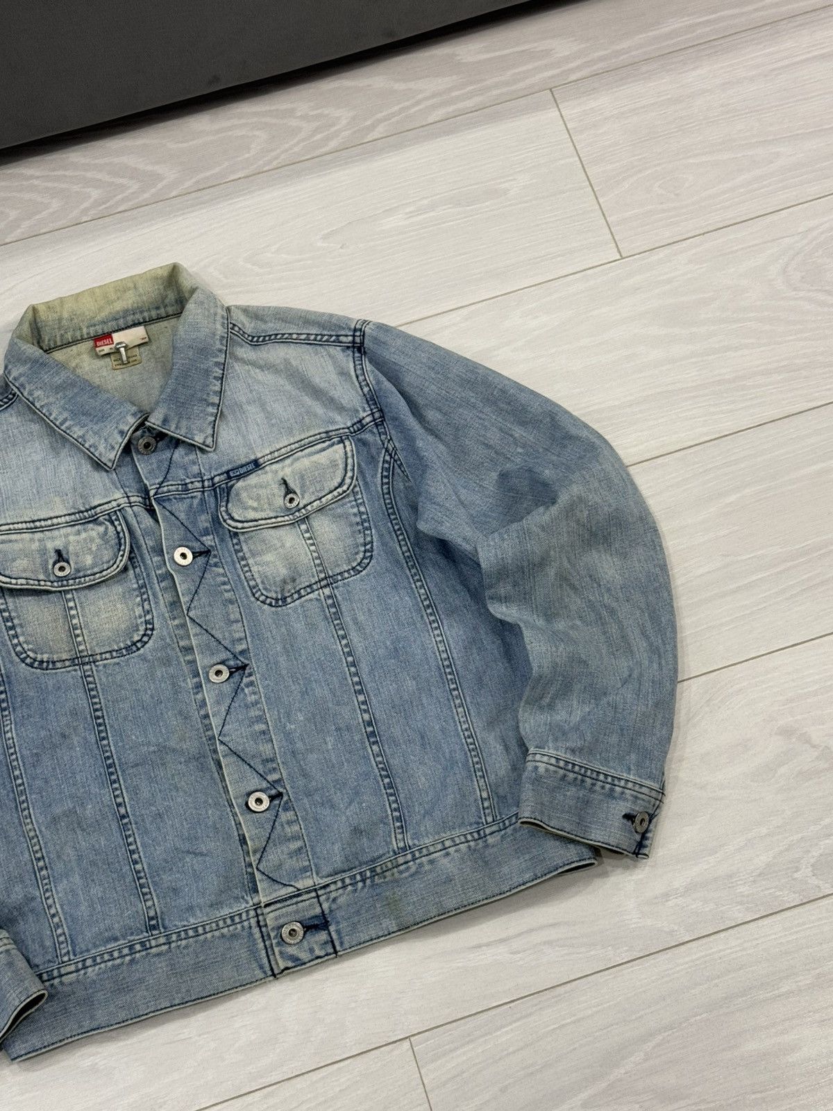 Diesel Y2K Diesel Unique Distressed 90s Denim Jacket Size XL / US 12-14 / IT 48-50 - 4 Thumbnail
