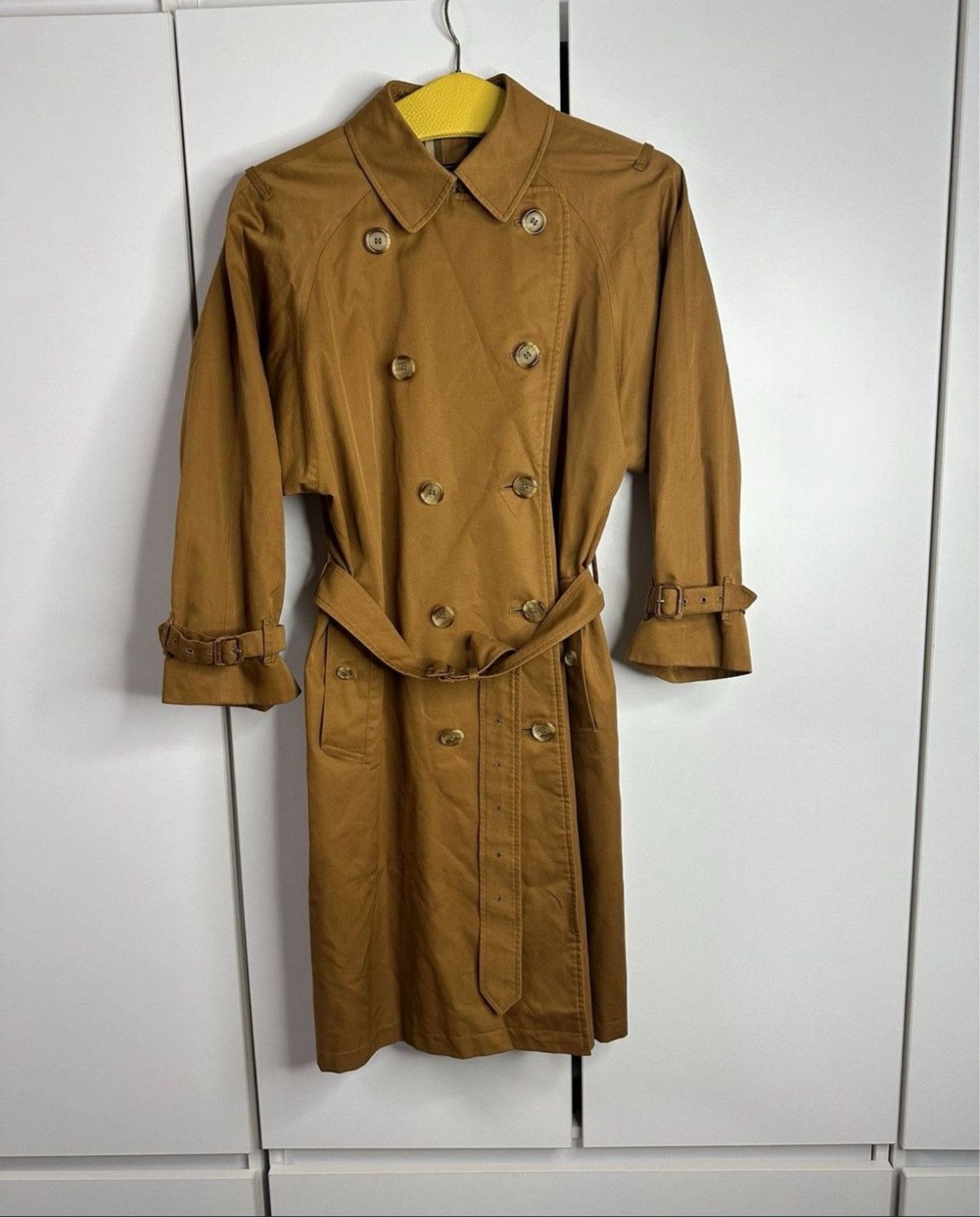 Burberry × Vintage Vintage Luxury Burberry Trench Coat Size M / US 6-8 / IT 42-44 - 4 Thumbnail