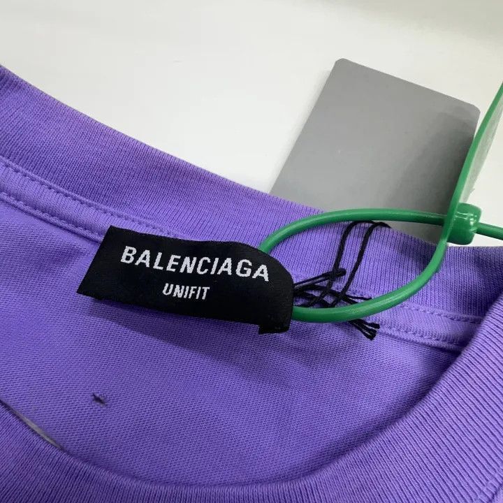 Balenciaga Balenciaga SS22 Destroyed Purple Short Sleeve Tee 0079-2507 Size XS / US 0-2 / IT 36-38 - 2 Thumbnail