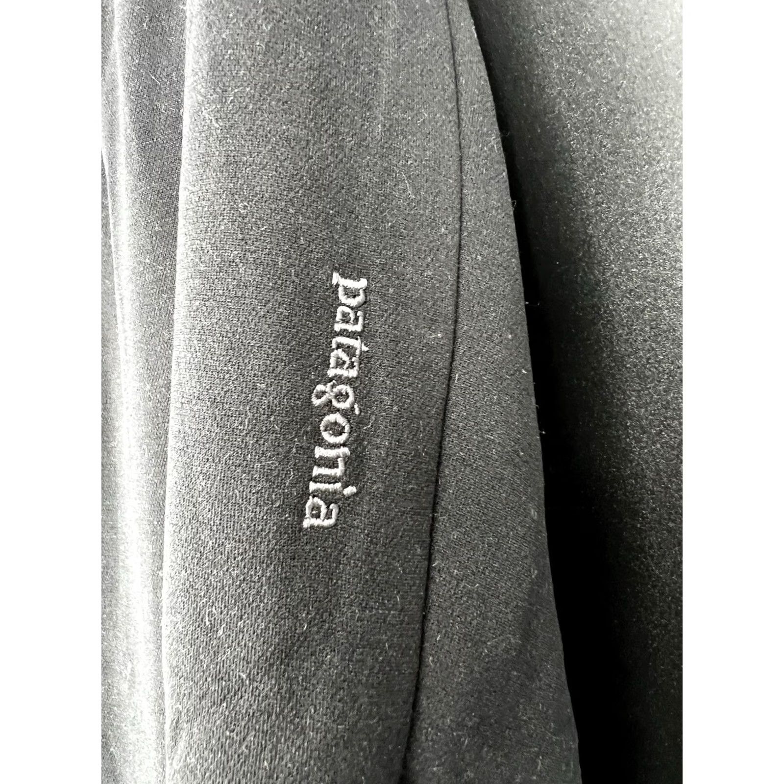 Patagonia VINTAGE Patagonia Mens XL Black Hiking Pants Made In USA Outdoor Camping Running Size US 36 / EU 52 - 2 Thumbnail