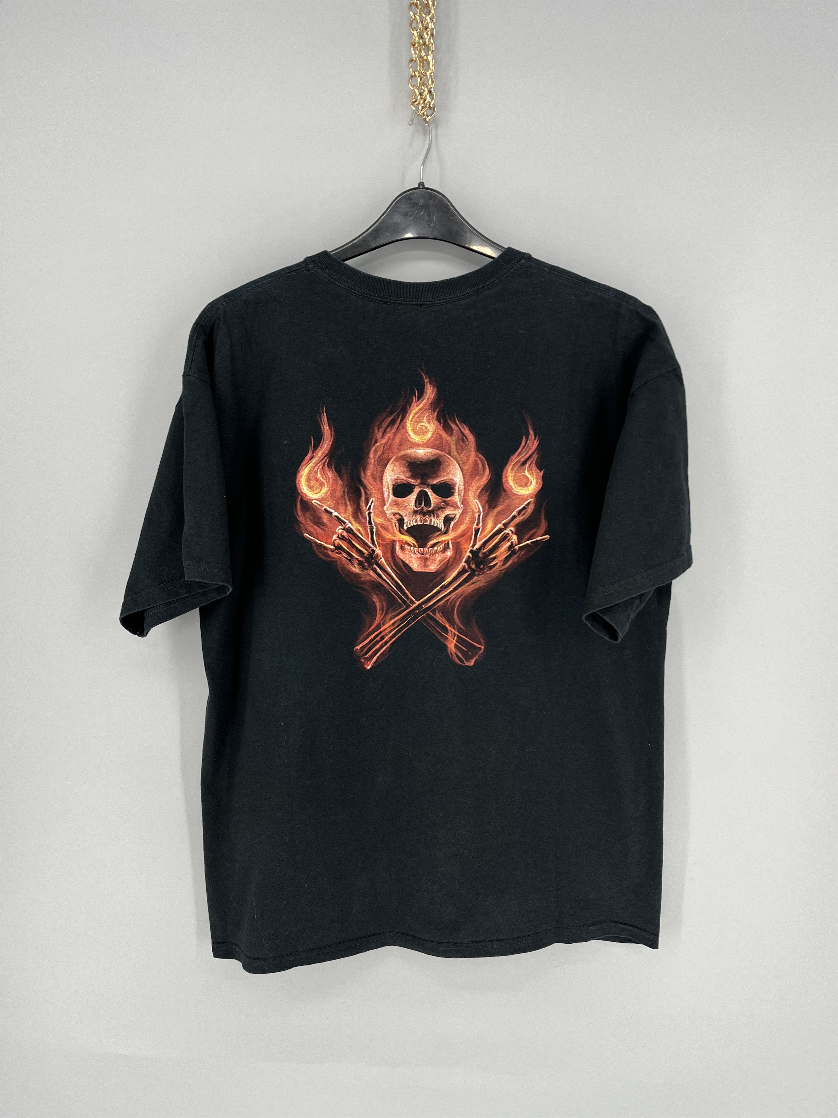 Vintage Skulls T-shirt Vintage Rock Metal Size XL Black Reverse Logo Size US XL / EU 56 / 4 - 9 Thumbnail