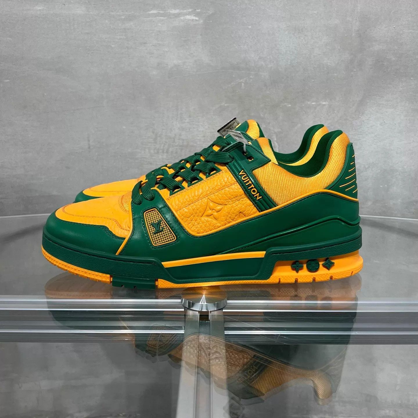 Louis Vuitton LV Trainer Yellow Green UK7.5 41.5 Size US 8.5 / EU 41-42 - 3 Thumbnail