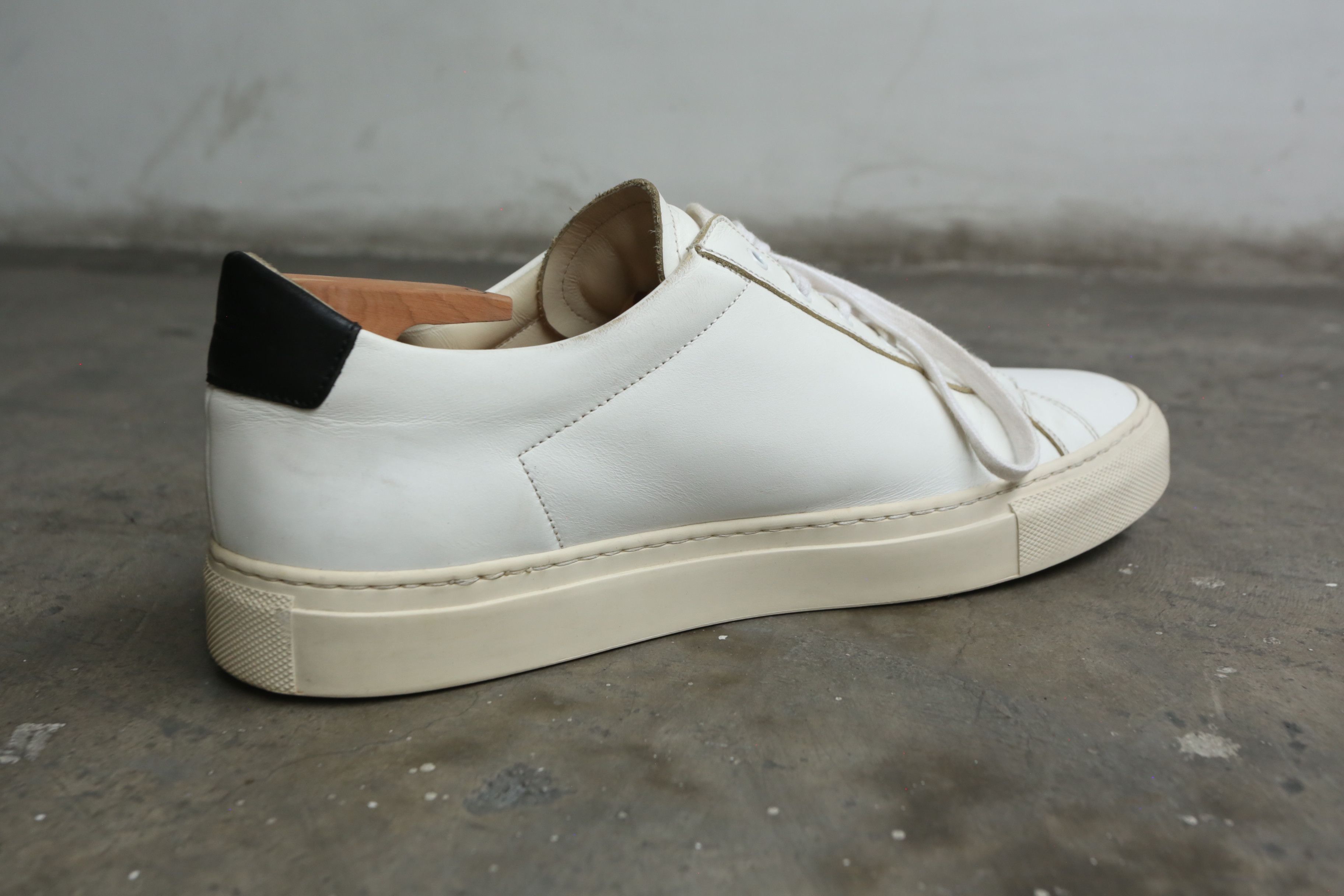 Common Projects Common Projects - Achilles Retro Low Sneakers Size US 9 / EU 42 - 11 Thumbnail