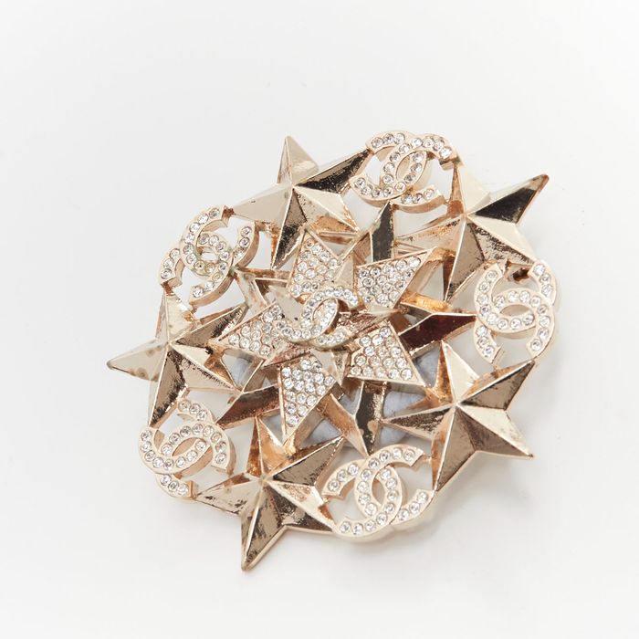Chanel CHANEL A17C crystal CC logo gold tone star motive badge style pin  brooch