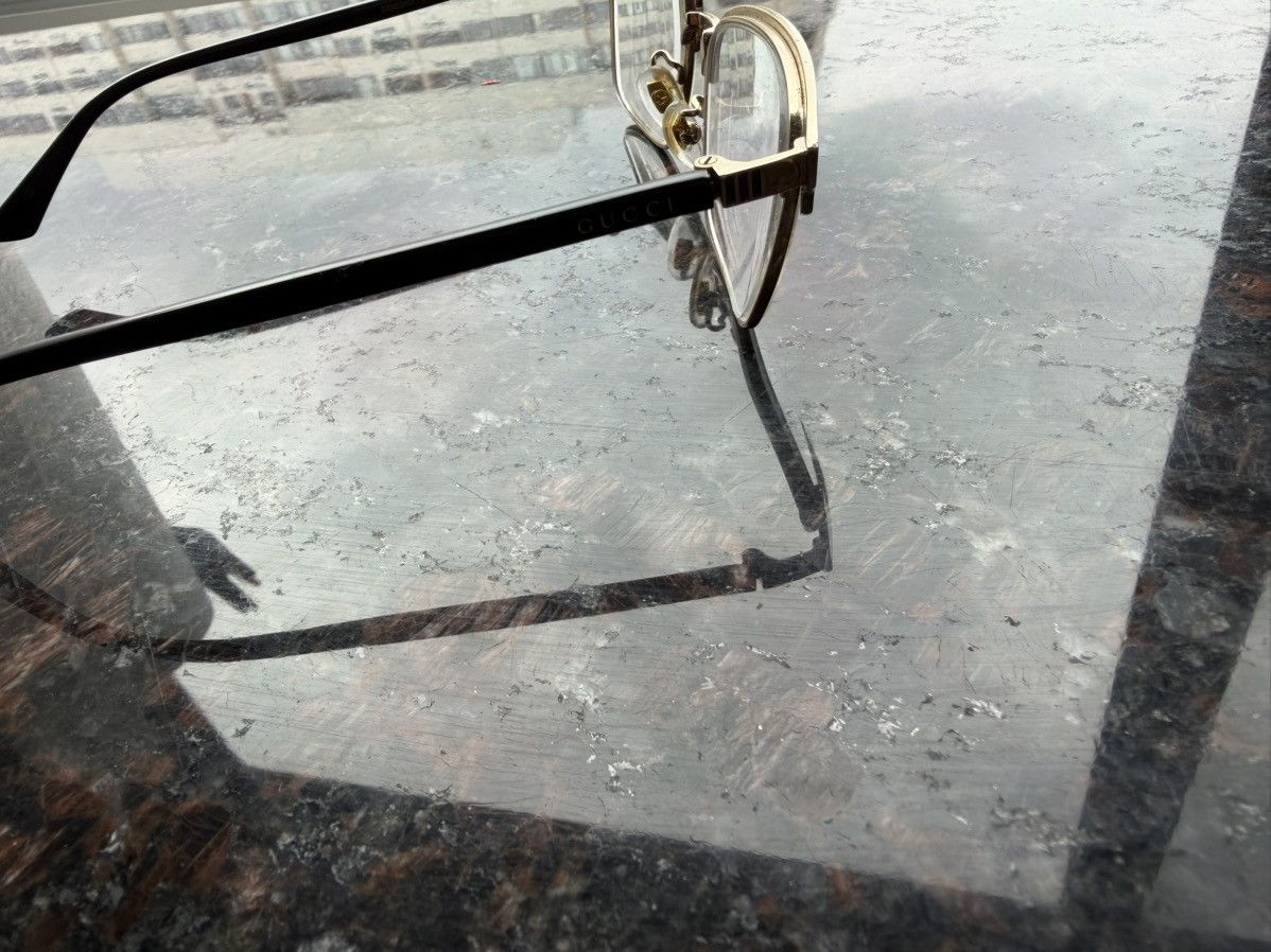 Gucci Gucci Black and Gold Rectangular Eyeglasses Size ONE SIZE - 3 Thumbnail