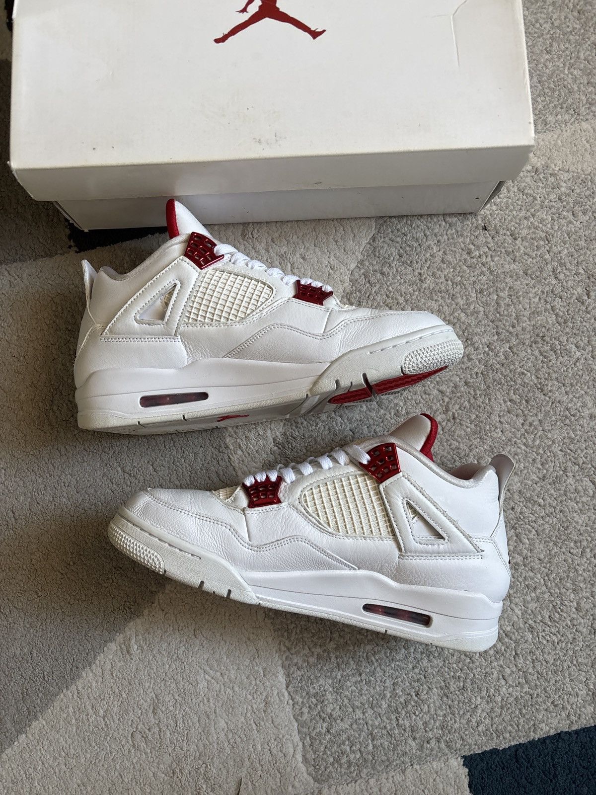 Nike Jordan 4 metallic red Size US 10.5 / EU 43-44 - 6 Thumbnail