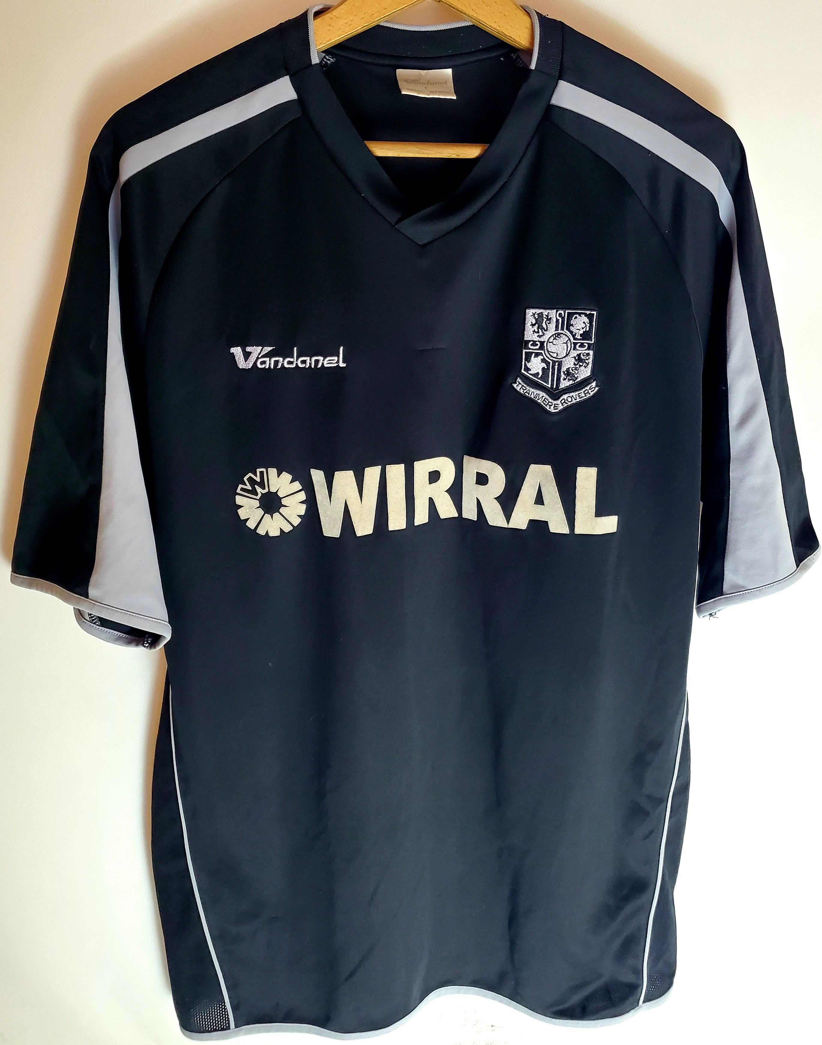 Vintage Vintage Tranmere Rovers 2006-07 Away Jersey size L Size US L / EU 52-54 / 3 - 1 Thumbnail