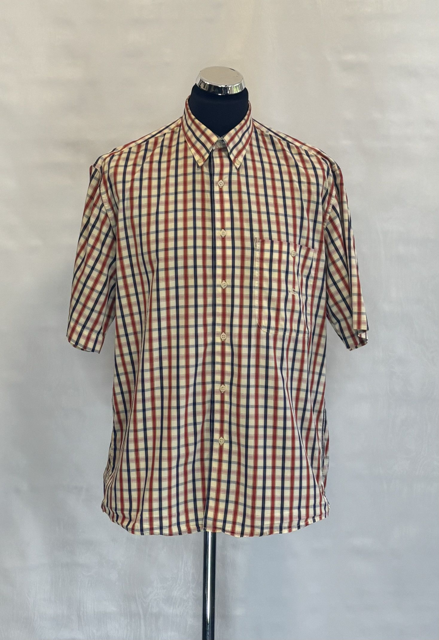 Burberry Burberrys vintage 90s shirt size 4 Size US XL / EU 56 / 4 - 1 Thumbnail