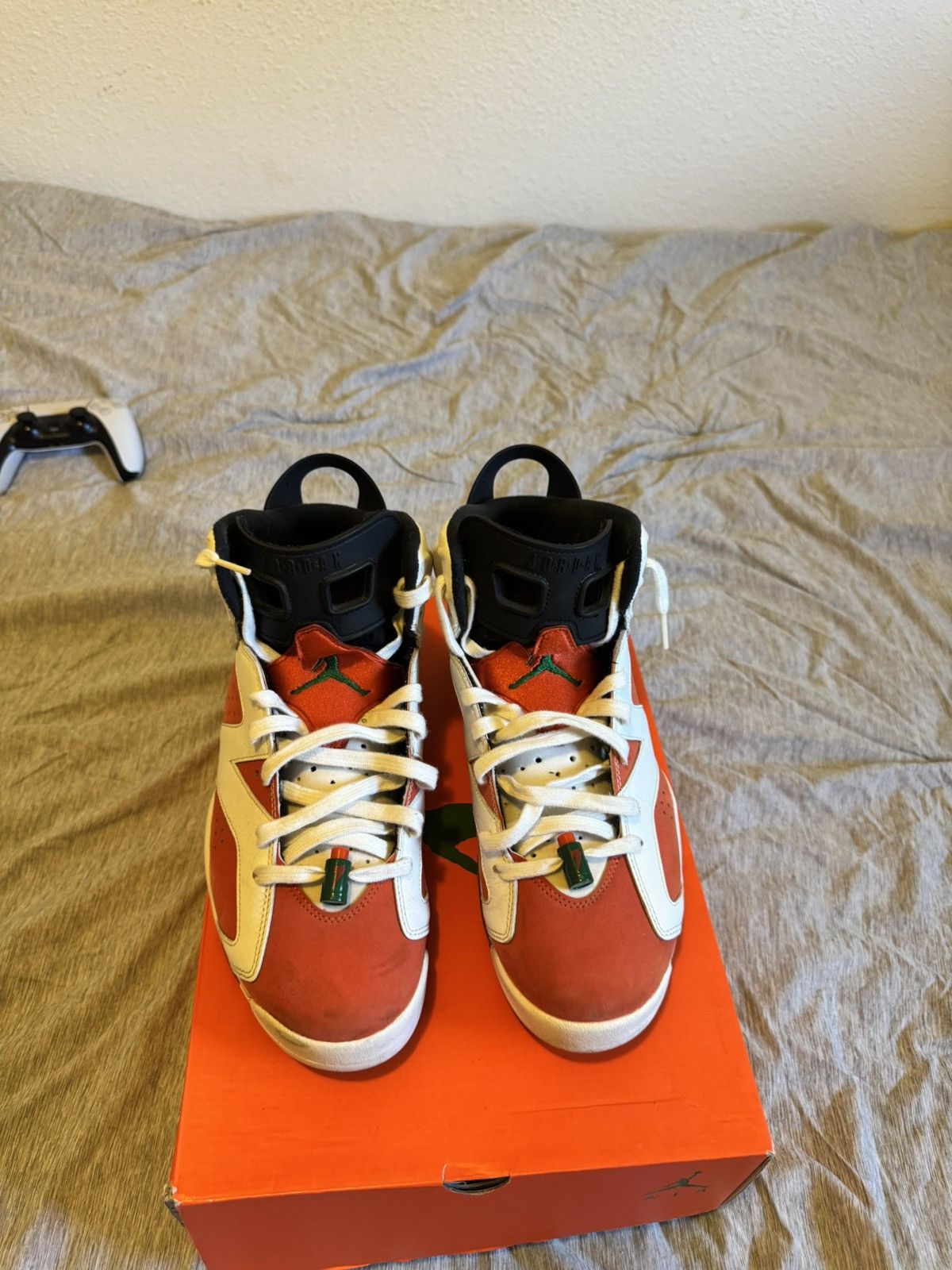 Jordan Brand Jordan Gatorade 6’s Size US 12 / EU 45 - 2 Thumbnail