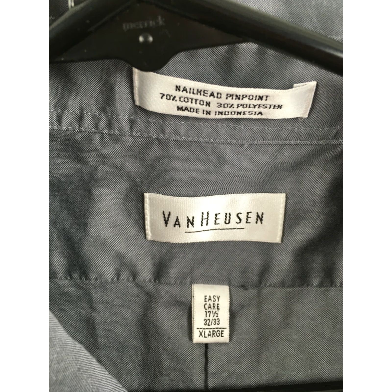 Van Heusen Van Heusen Shirt Men’s Size XL Gray Solid Button-Down Long Sleeve Side Pocket Size US XL / EU 56 / 4 - 5 Thumbnail