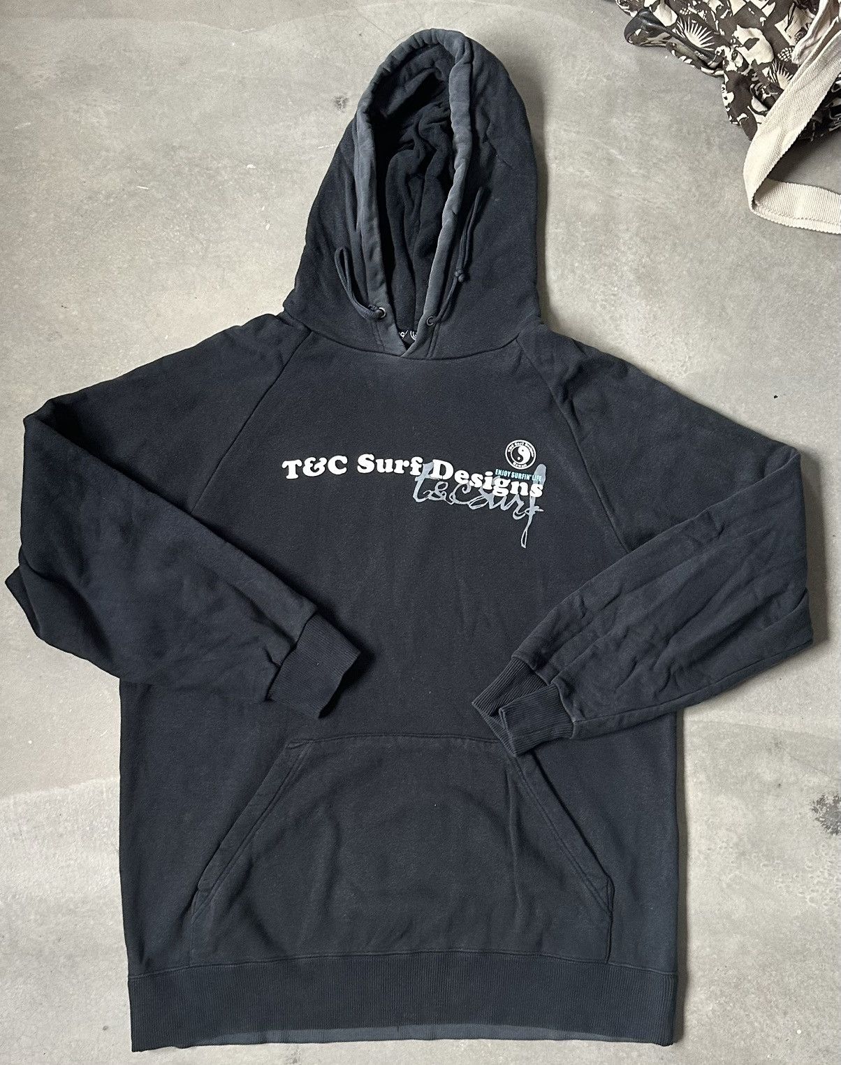 Vintage VINTAGE T&C SURF DESIGN HOODIE Size US L / EU 52-54 / 3 - 2 Thumbnail