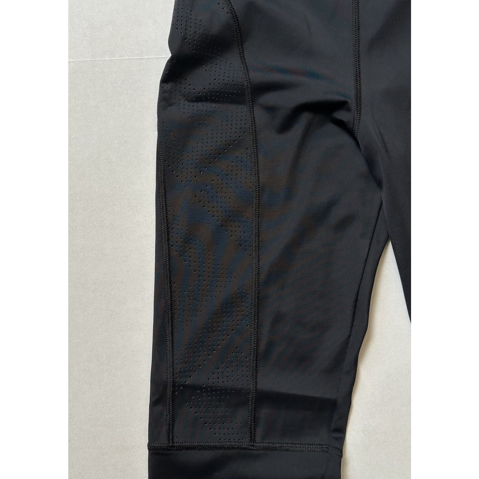 Versace Versace Greca Border Gym Leggings Pants Black Small 1004103 Size 23" - 6 Thumbnail