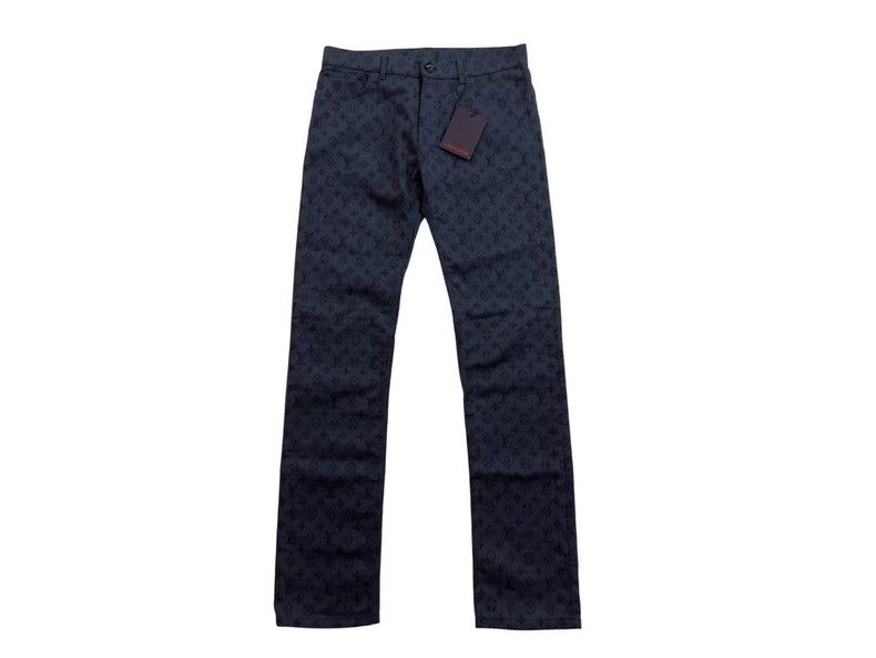 Louis Vuitton Louis Vuitton Blue presbyopic full Logo jeans Size US 31 - 1 Thumbnail