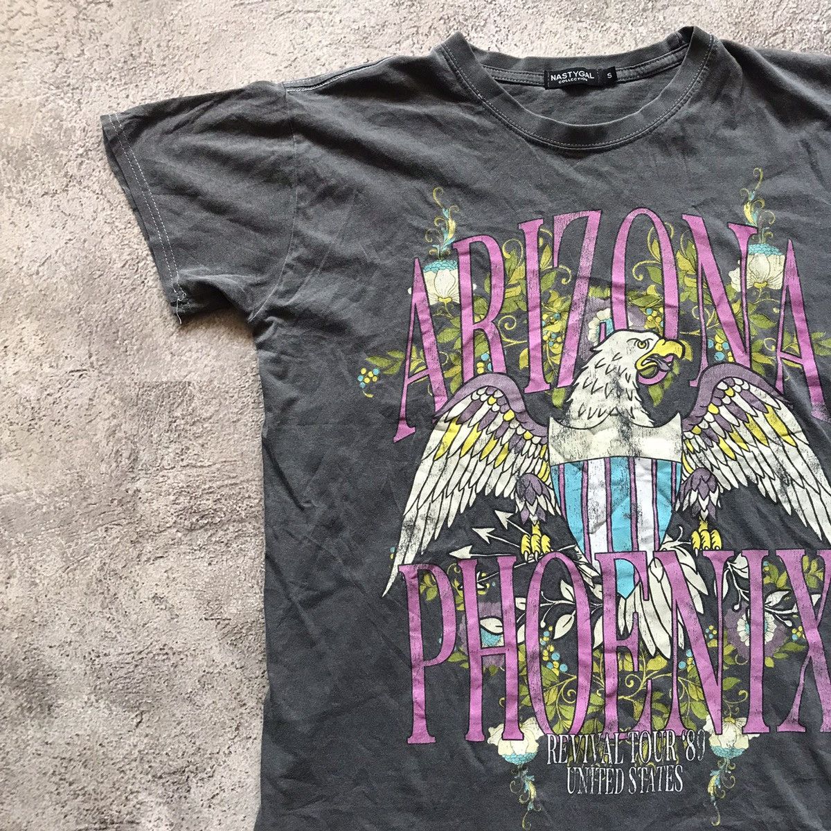 Vintage Vintage Y2K Sun Faded Graphic Tee Band Rave Aesthetic Small Size US S / EU 44-46 / 1 - 2 Thumbnail
