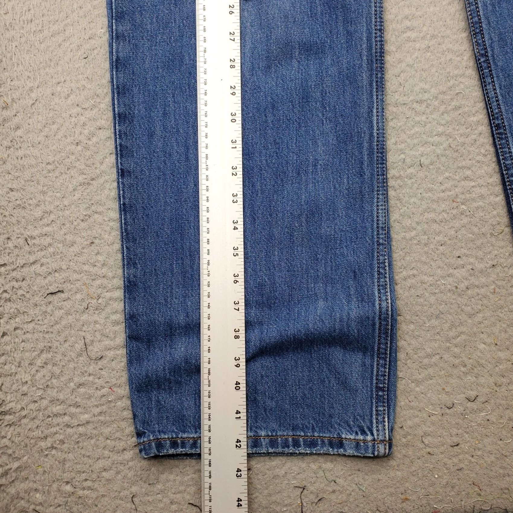 Levi's Levi's Jeans Womens 33 Blue Denim Distressed Whiskered Red Tab Low Pro Straight Shirt Womens Size 33 Blue Denim Distressed 5-Pocket Size 24" / US 00 / IT 34 - 3 Thumbnail