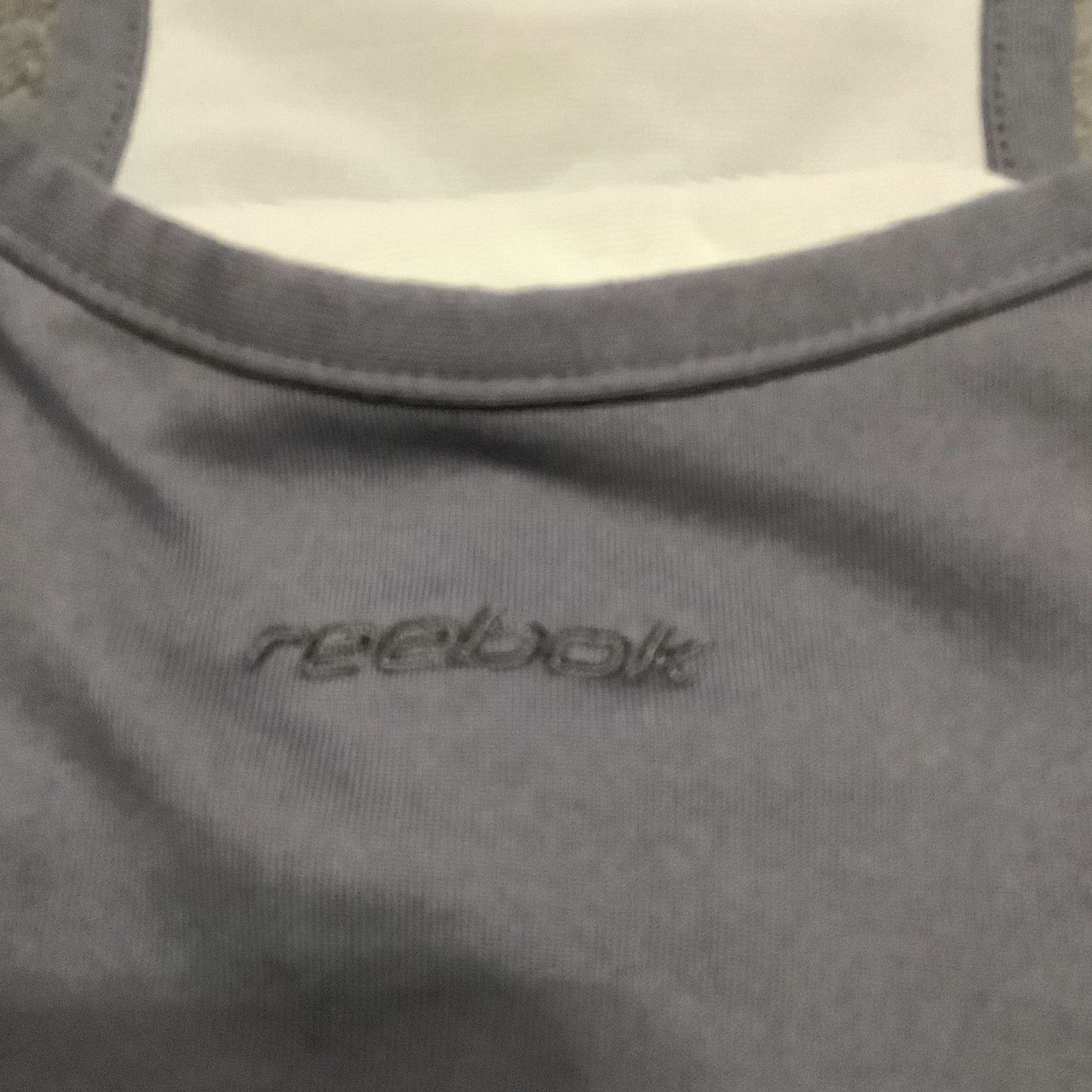 Reebok VINTAGE Reebok Tank Woman XL Gray Slim Cropped Racerback Hydromove Activewear Size XL / US 12-14 / IT 48-50 - 2 Thumbnail