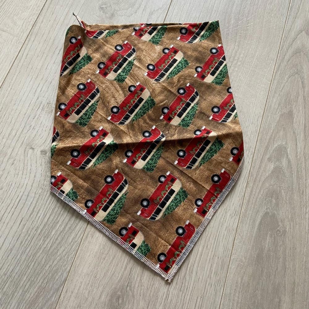 Designer Christmas Van Dog Bandana Size ONE SIZE - 2 Thumbnail