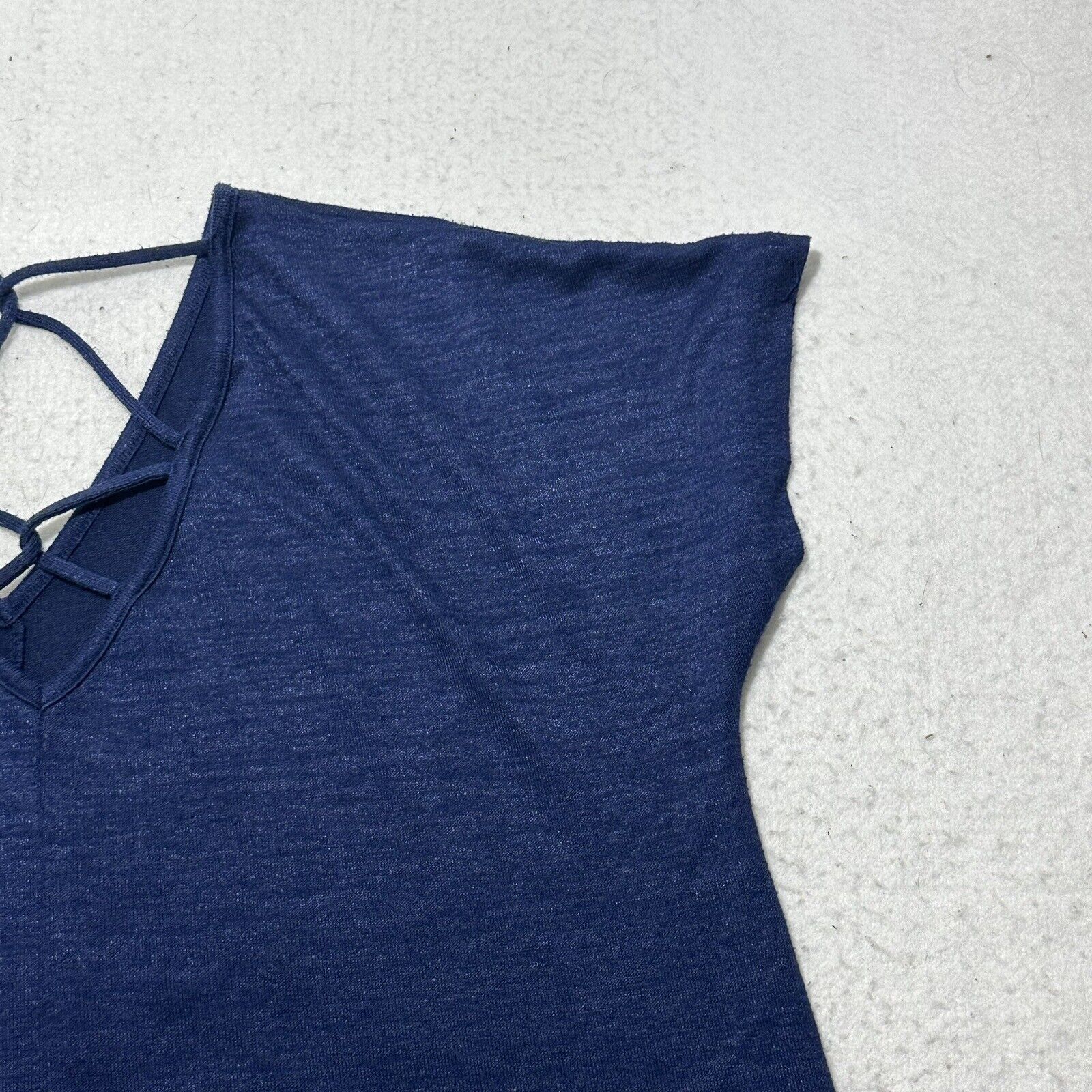 Other A.N.A. Large V-Neck Navy Blue Knit Round Hem T-Shirt Size L / US 10 / IT 46 - 12 Thumbnail