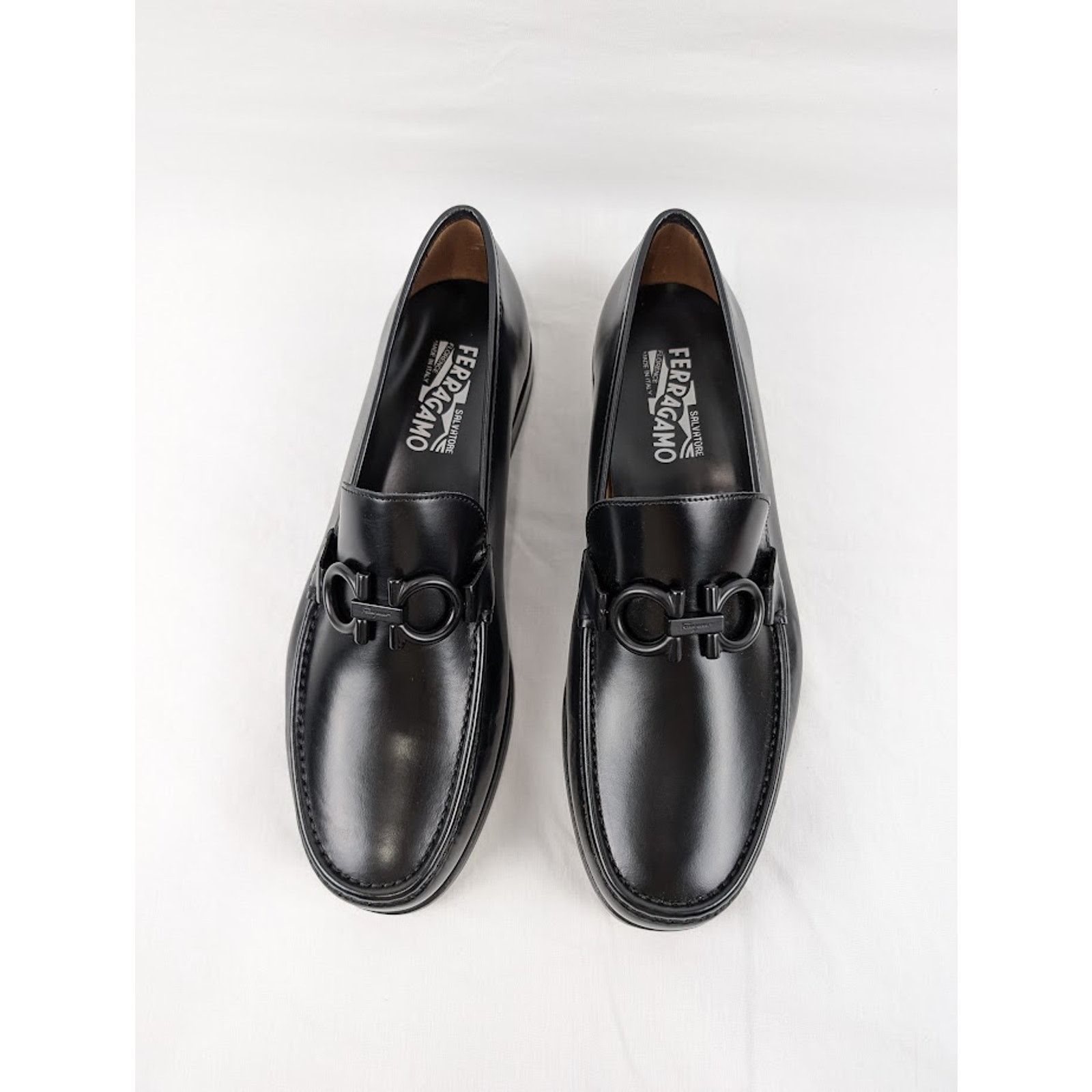 Salvatore Ferragamo o1rshd1 Rolo 10 Loafers in Nero Size US 11 / EU 44 - 16 Thumbnail
