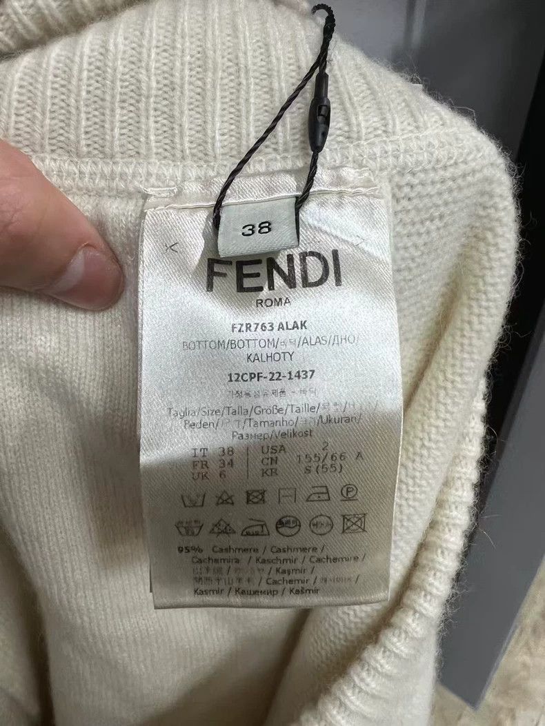 Fendi Fendi Cream Logo Cashmere Sweatpants Size US 38 / EU 54 - 4 Thumbnail