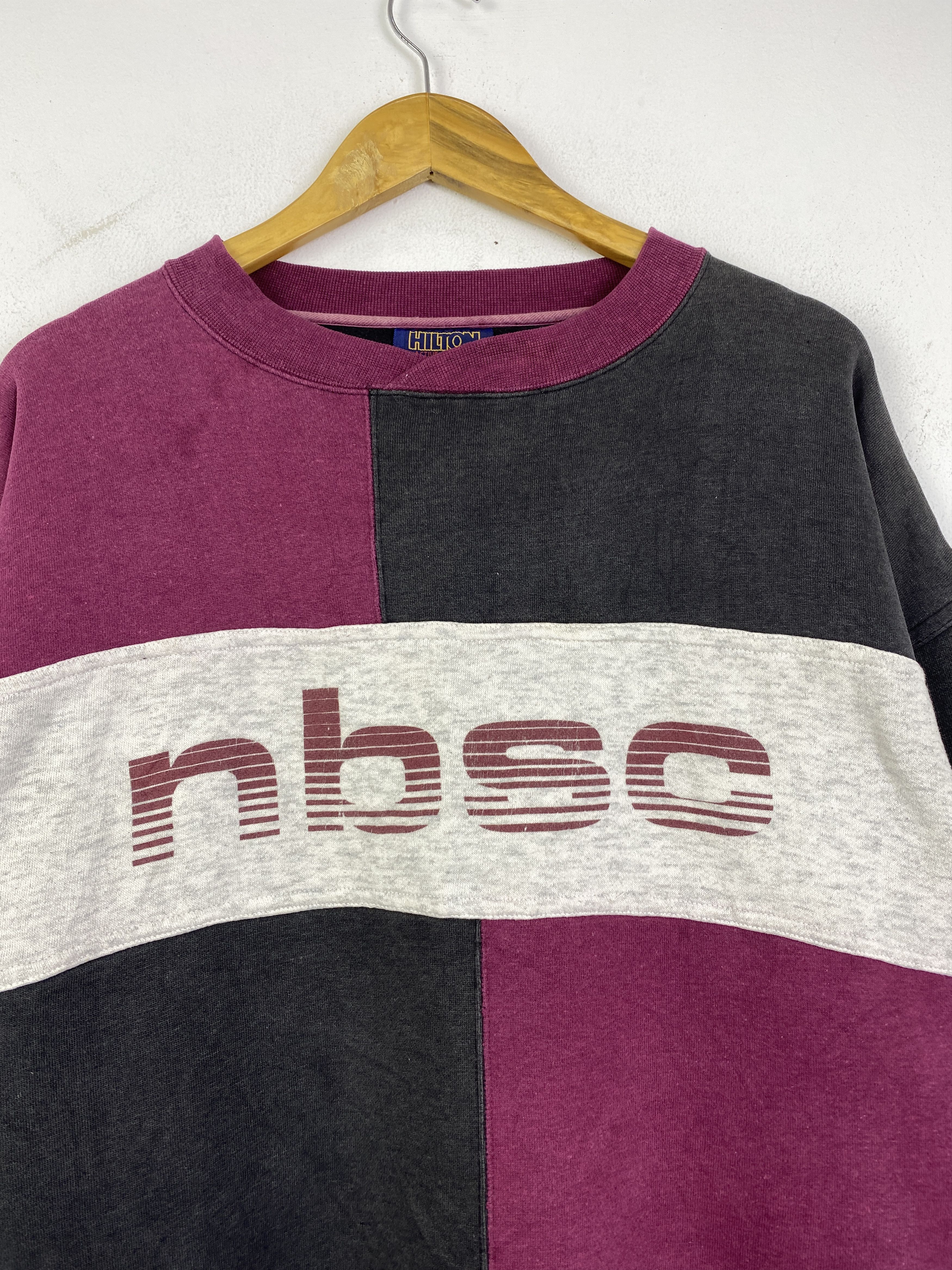 Vintage Vintage Hilton Wording Pullover Sweatshirt SH0251 Size US XXL / EU 58 / 5 - 9 Thumbnail