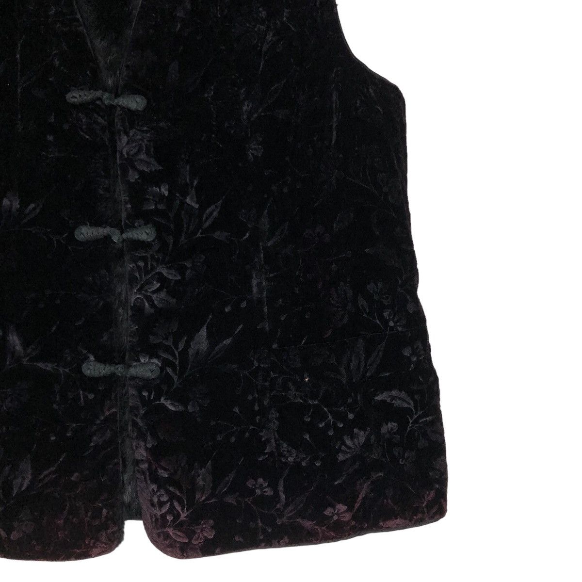 Japanese Brand 🔥Vintage Suede Velvet Vest Flower Full Print Design Size US M / EU 48-50 / 2 - 5 Thumbnail