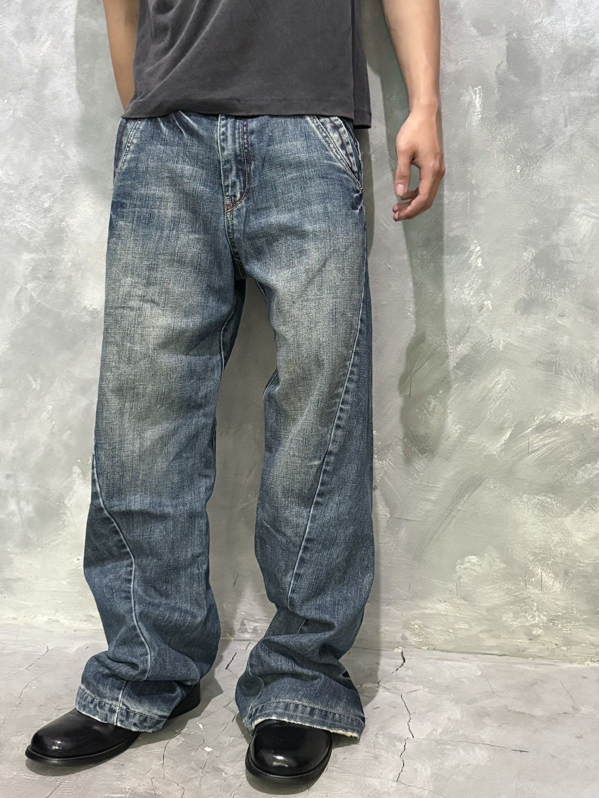 Edwin Vintage Edwin E Function Curve Leg Distressed Loose Jeans Size US 33 - 1 Thumbnail