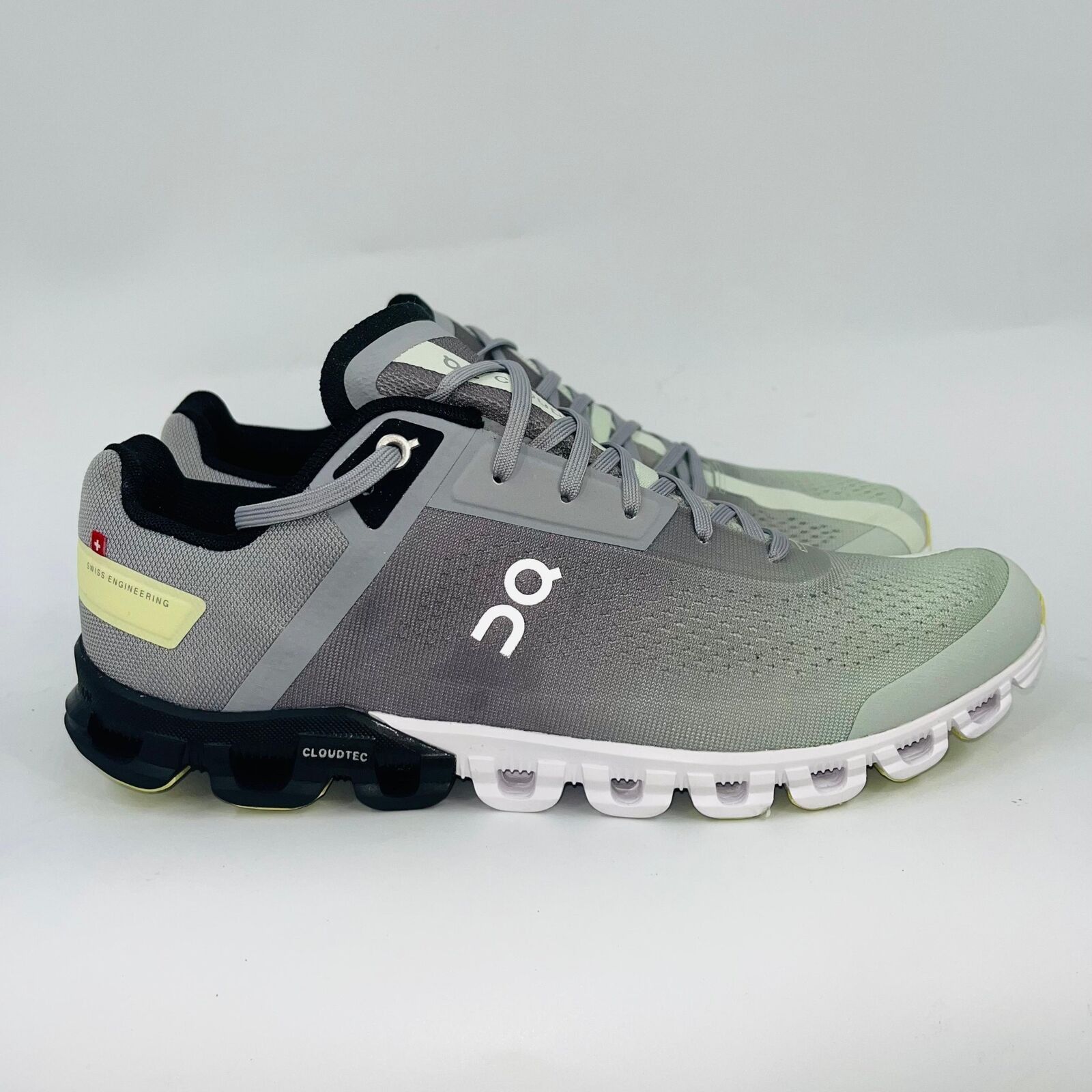 On On Running Cloudflow 3.0 Men's Athletic Training Sneakers Size US 10.5 / EU 43-44 - 1 Thumbnail