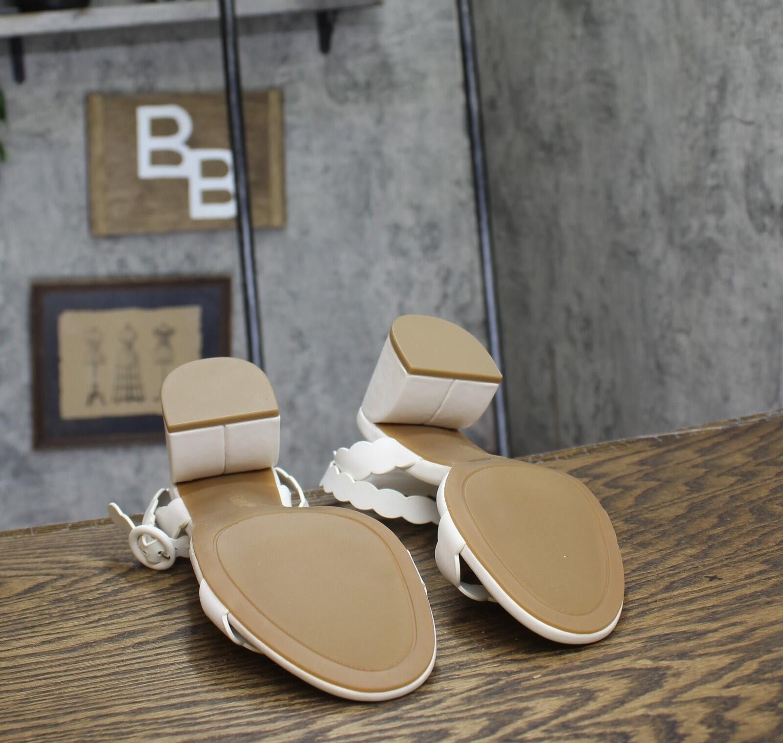 Other Nwt On 34th Scalloped Sandals Block Heel White Smooth 8.5m Size US 8.5 / IT 38.5 - 5 Thumbnail
