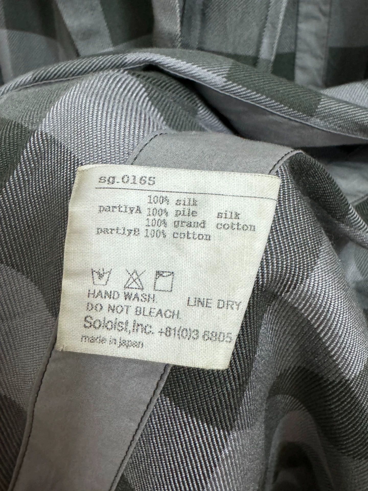 Takahiromiyashita The Soloist. TAKAHIROMIYASHITA THE SOLOIST robe 44 100% silk Size US S / EU 44-46 / 1 - 7 Thumbnail