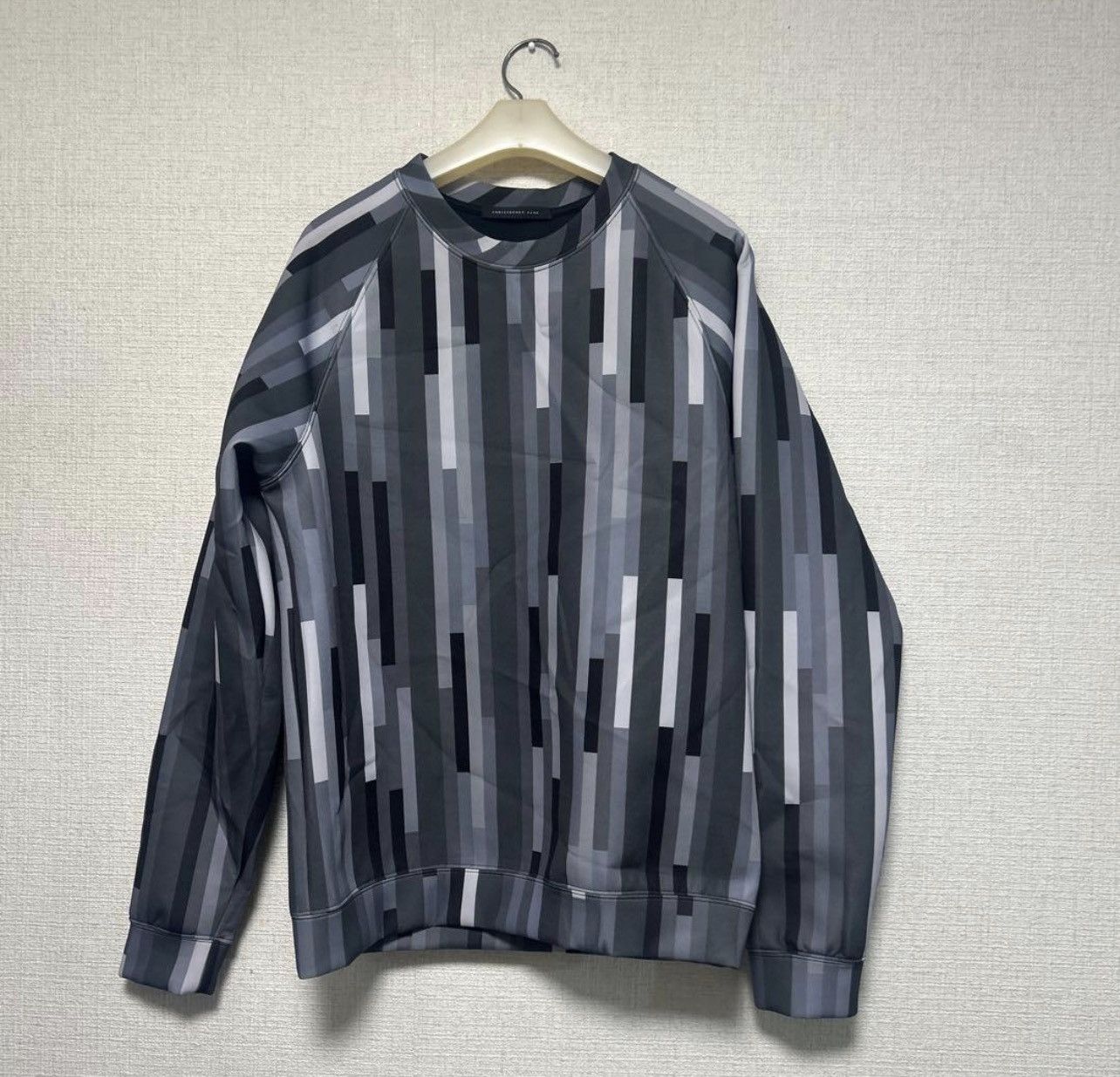 Christopher Kane Christopher Kane Geometric Pattern Sweatshirt Size US S / EU 44-46 / 1 - 1 Thumbnail