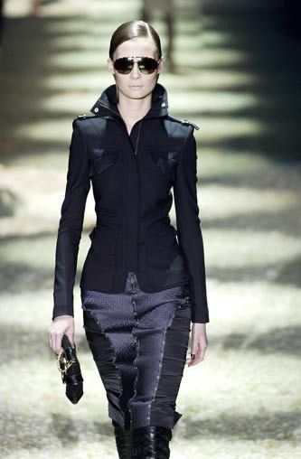 Gucci Gucci by Tom Ford F/W 2003 Runway Black Jacket Size M / US 6-8 / IT 42-44 - 4 Thumbnail