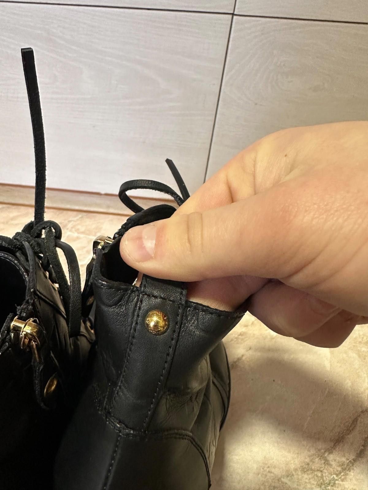 Louis Vuitton Louis Vuitton Star Trail Ankle Boot Black Size 37.5 Size US 7.5 / IT 37.5 - 6 Thumbnail
