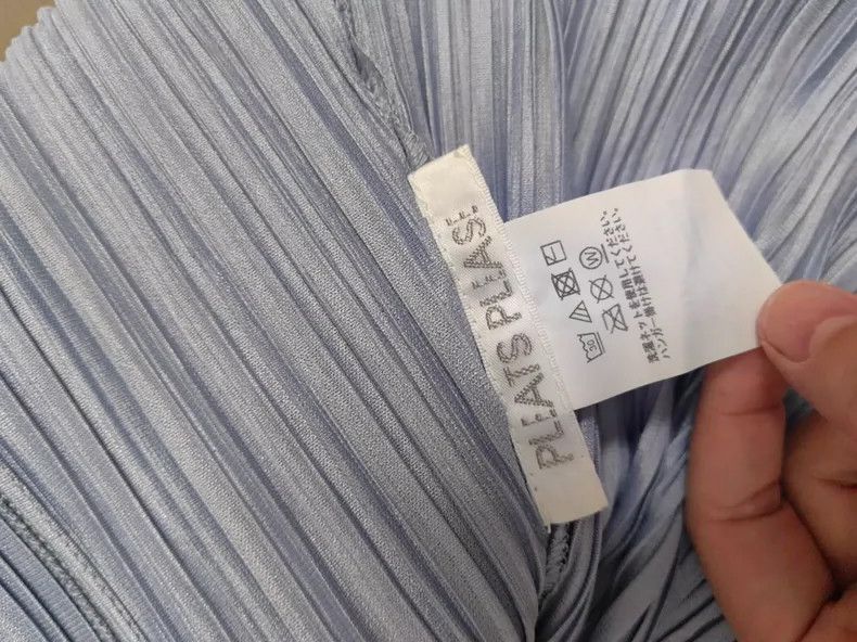 Issey Miyake Issey Miyake size:3 Purple matte soft French sleeve shirt Size XS / US 0-2 / IT 36-38 - 4 Thumbnail