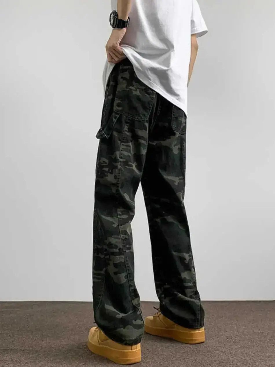 Japanese Brand Loose fitting straight leg camouflage jeans Size US 30 / EU 46 - 2 Thumbnail