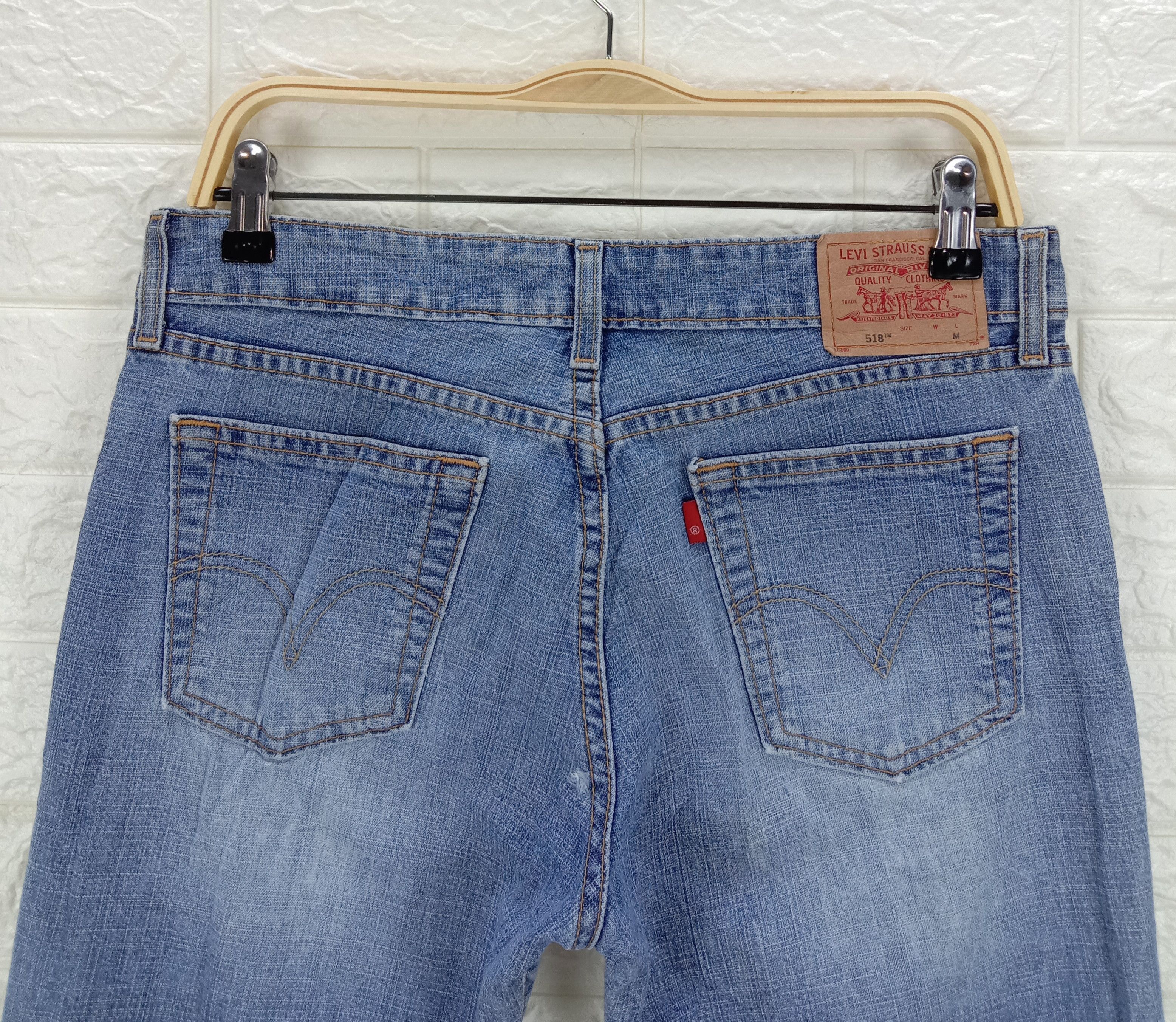 Levi's Vintage Levi's 518 Flare Jeans Superlow Stretch Denim Size 32" / US 10 / IT 46 - 6 Thumbnail