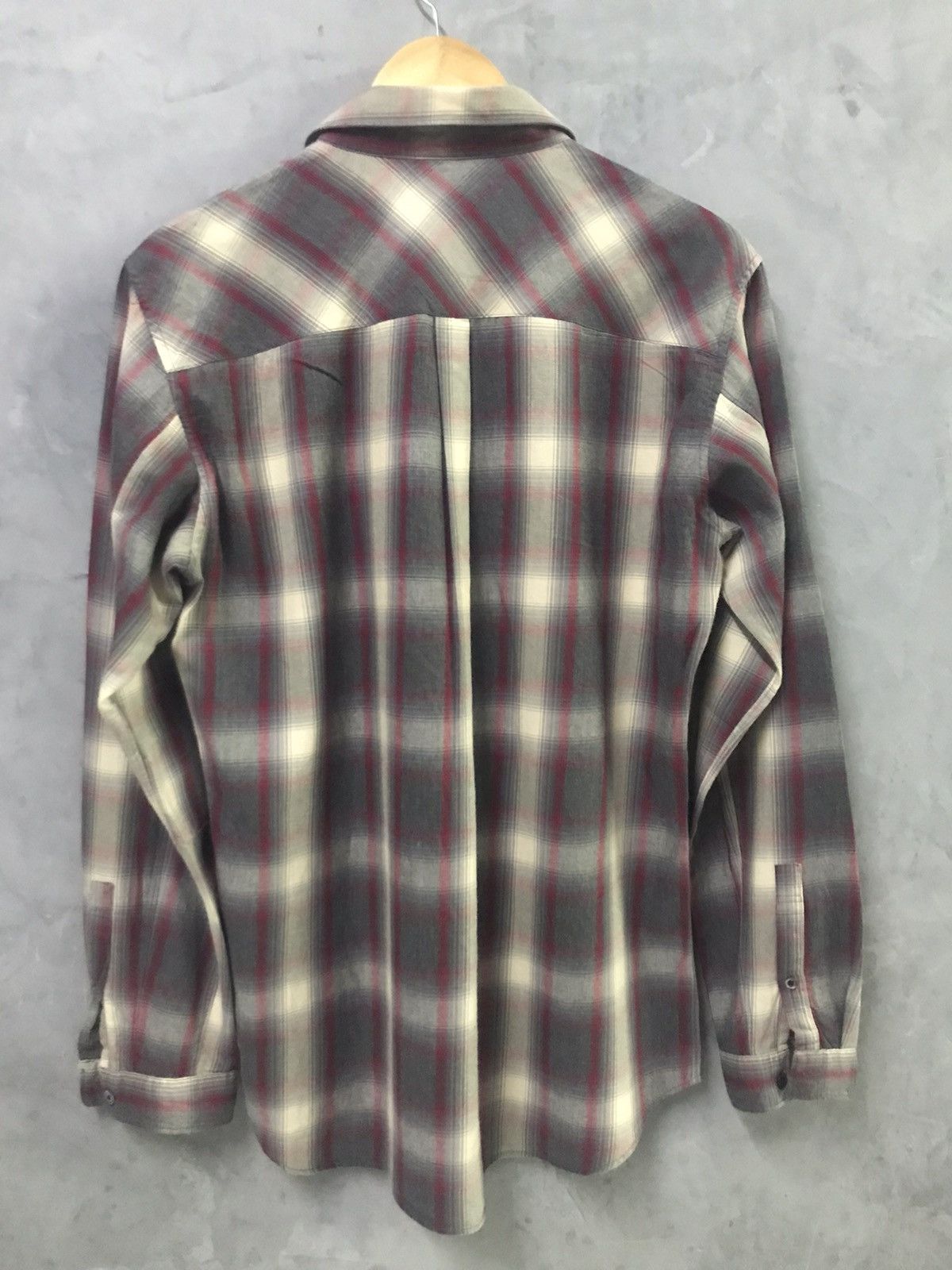 Undercover × Uniqlo Uniqlo x Undercover UU Flannel Shirt Size US M / EU 48-50 / 2 - 12 Thumbnail