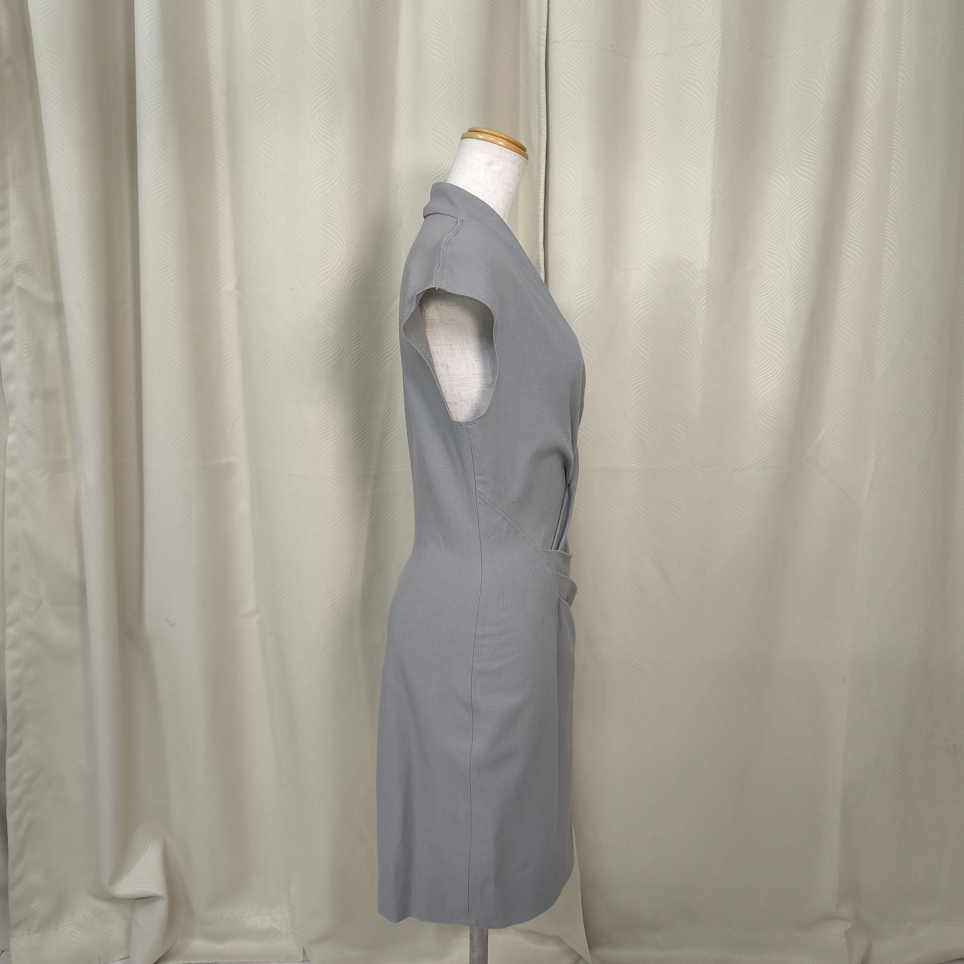 Helmut Lang Helmut Lang V-Neck Dress Size XS / US 0-2 / IT 36-38 - 2 Thumbnail