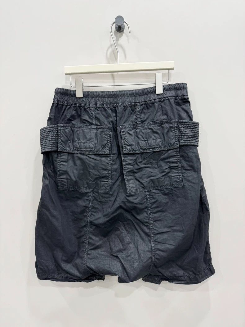 Rick Owens Rick Owens Black Waxed Shorts Size L-2505 Size US 44 / EU 60 - 2 Thumbnail