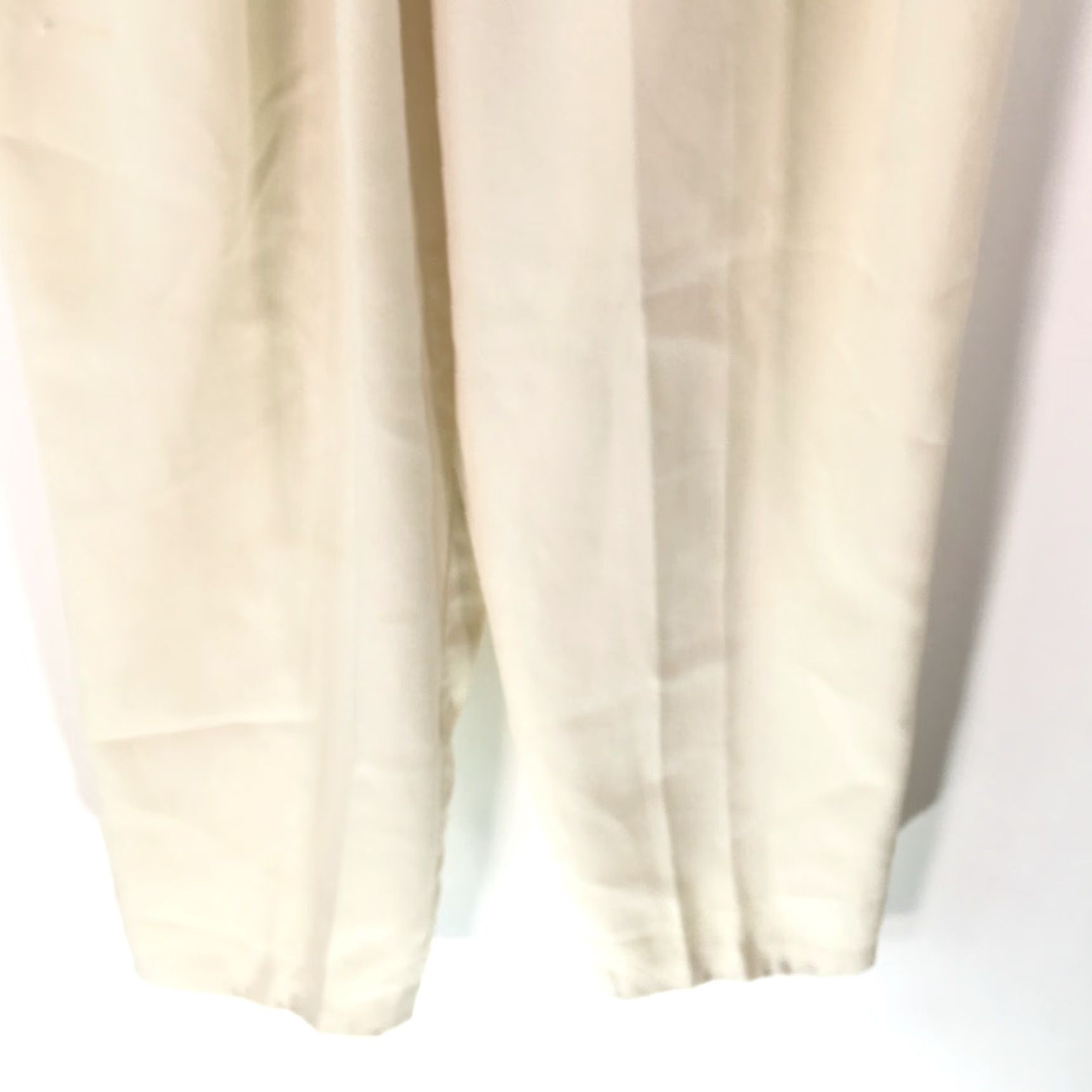 Brooks VINTAGE Brooks High Rise White Pleated Casual Pants Size 8P Womens 90s Size 26" / US 2 / IT 38 - 4 Thumbnail