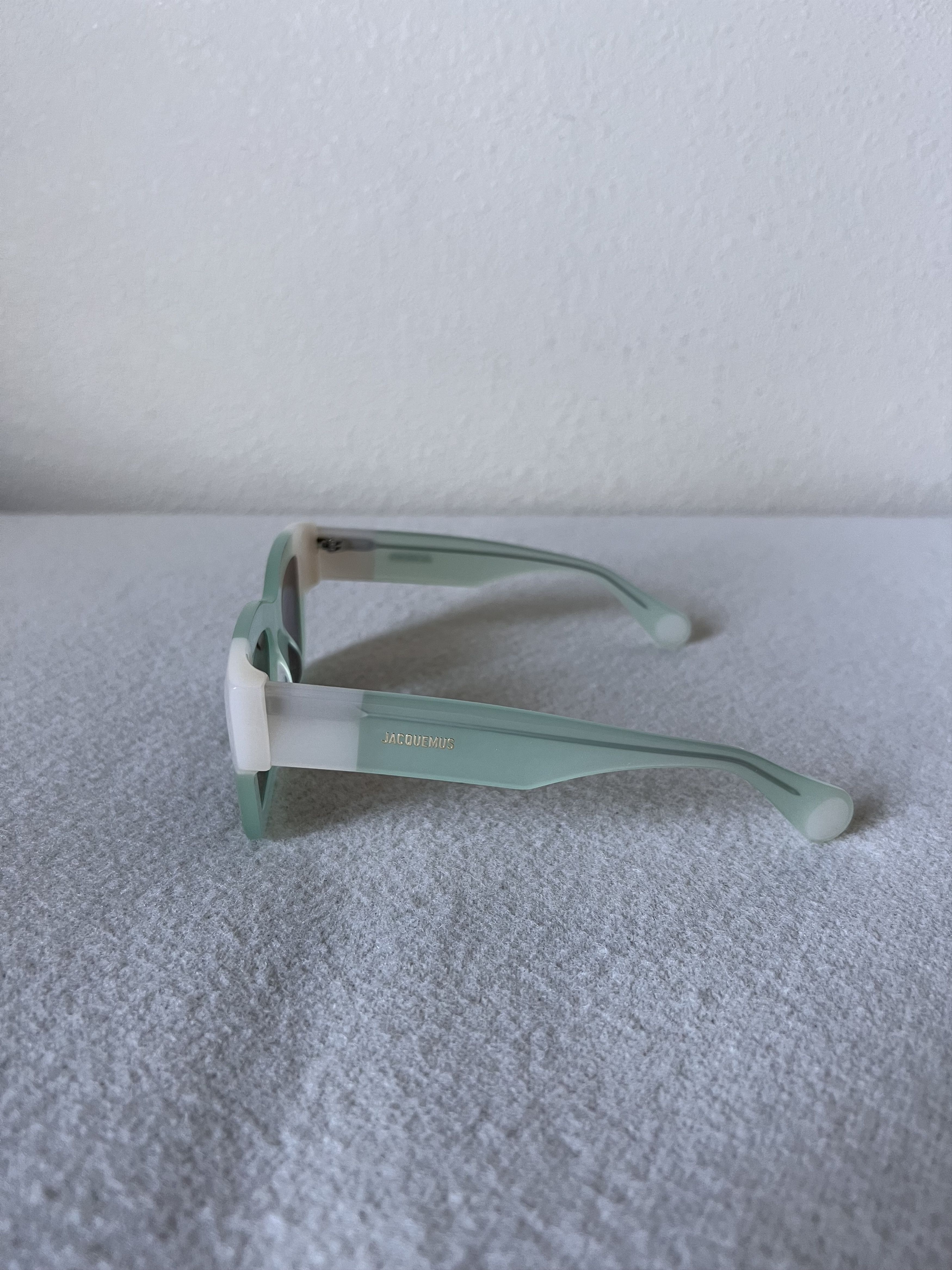 Jacquemus Jacquemus Les Lunettes Baci Sunglasses in Light Green Size ONE SIZE - 3 Thumbnail