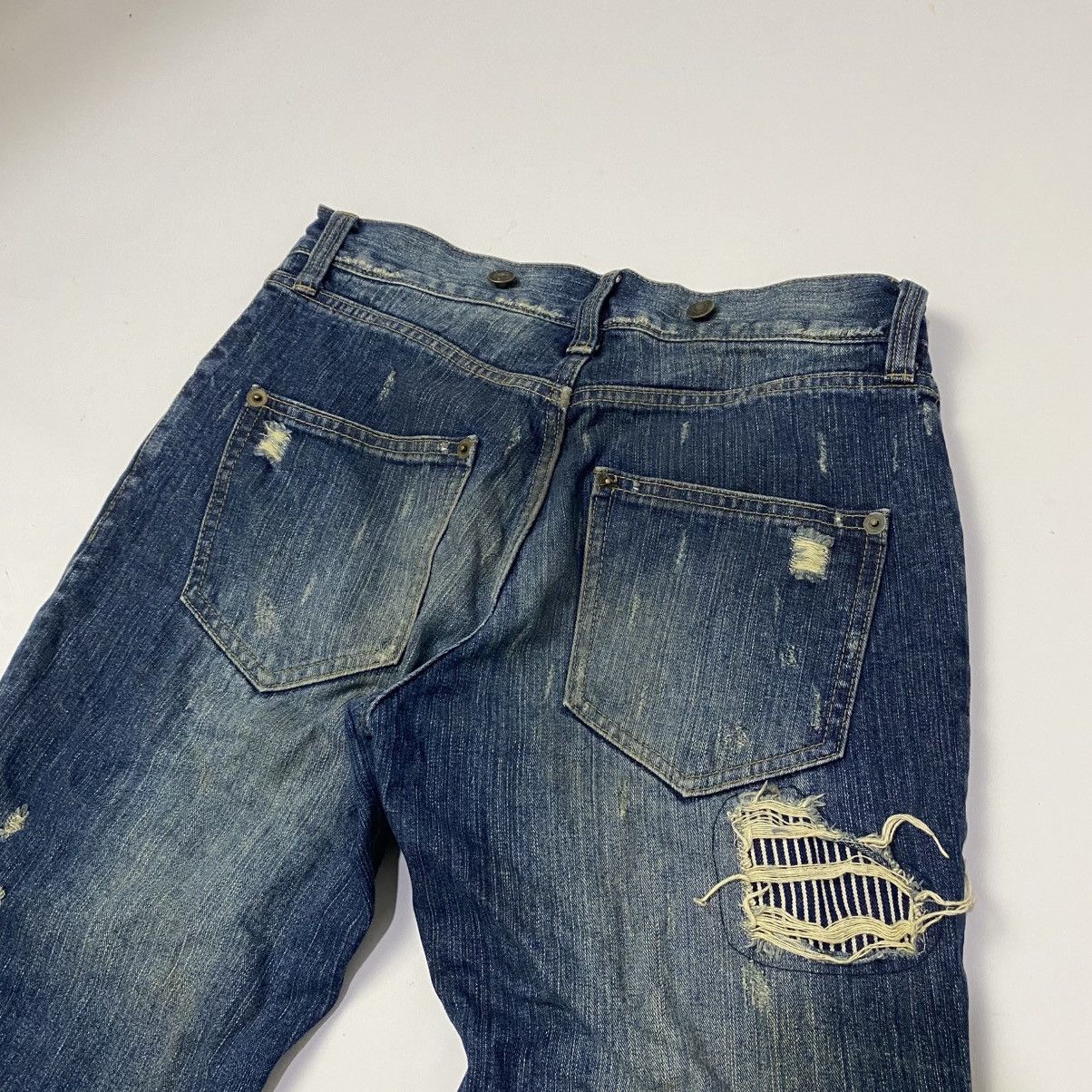Beauty Beast 💣Delete today Distressed Kurt Cobain style jeans Size US 33 - 6 Thumbnail
