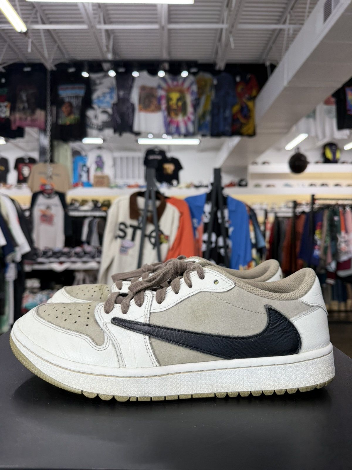 Jordan Brand × Travis Scott Jordan 1 Low Golf Travis Scott Neutral Olive Size 9 (2023) Size US 9 / EU 42 - 7 Thumbnail