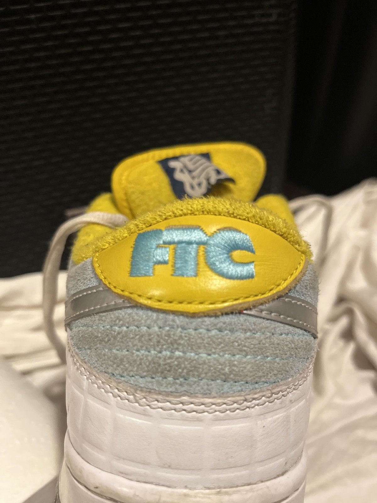 Nike Nike FTC sb dunks Size US 10 / EU 43 - 4 Thumbnail