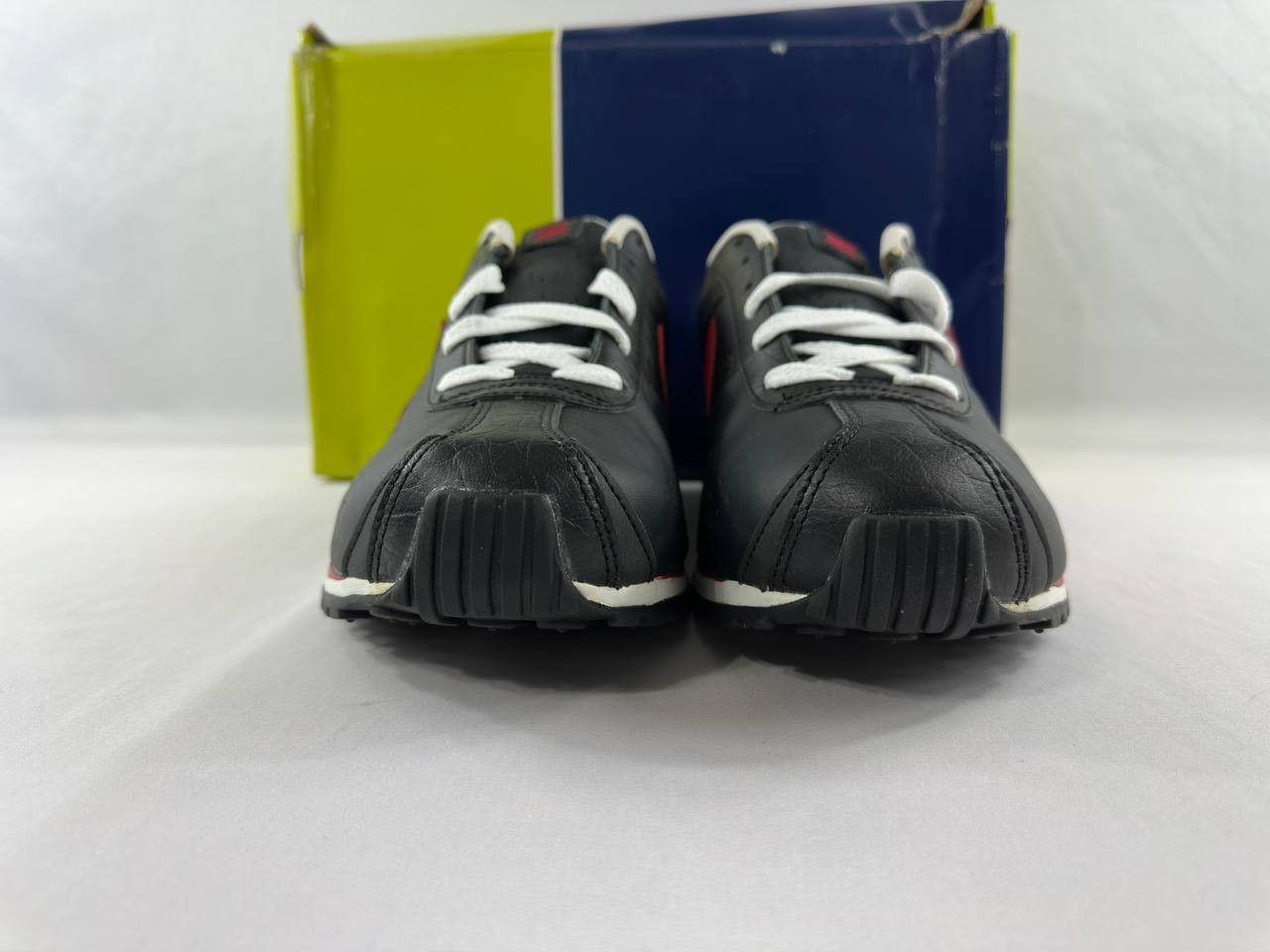 Nike Nike Shox 2004 ‘Triple Threat’ Size US 13 / EU 46 - 2 Thumbnail